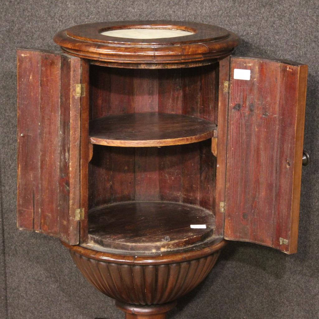 19th Century Walnut Wood Marble Top Genoese Antique Goblet Side Table, 1820 For Sale 6