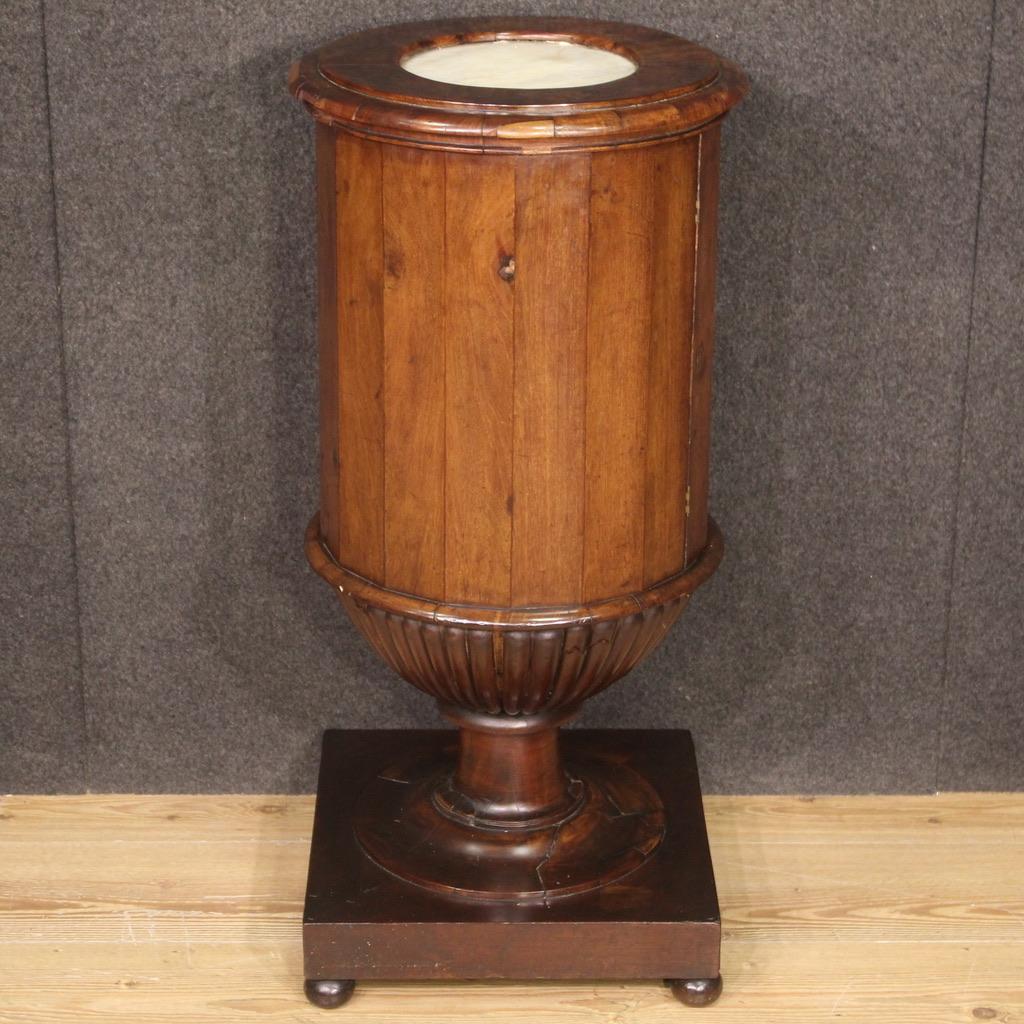 19th Century Walnut Wood Marble Top Genoese Antique Goblet Side Table, 1820 For Sale 7