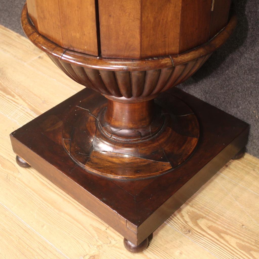 19th Century Walnut Wood Marble Top Genoese Antique Goblet Side Table, 1820 In Fair Condition In Vicoforte, Piedmont