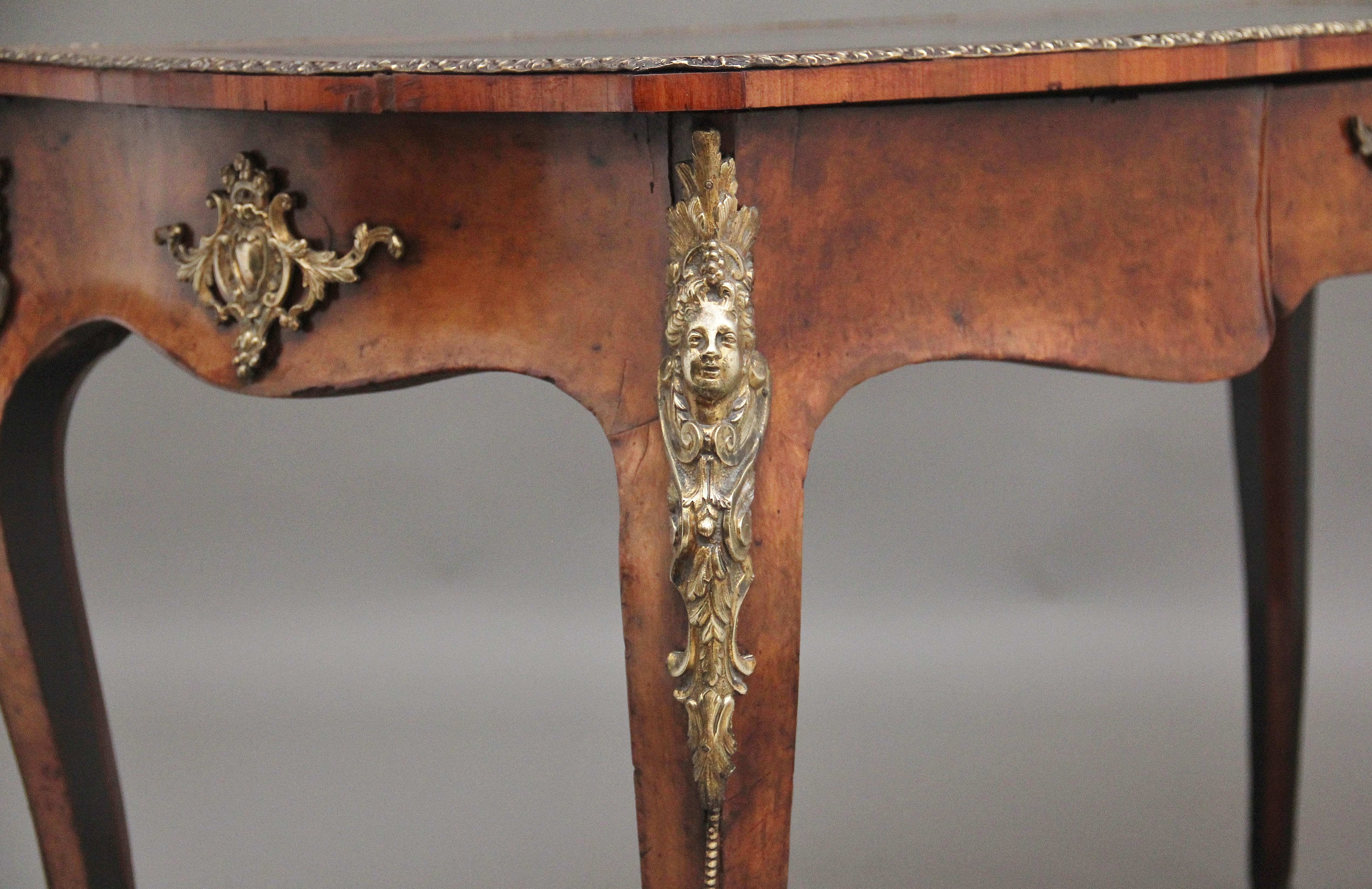 19th Century walnut writing table For Sale 5