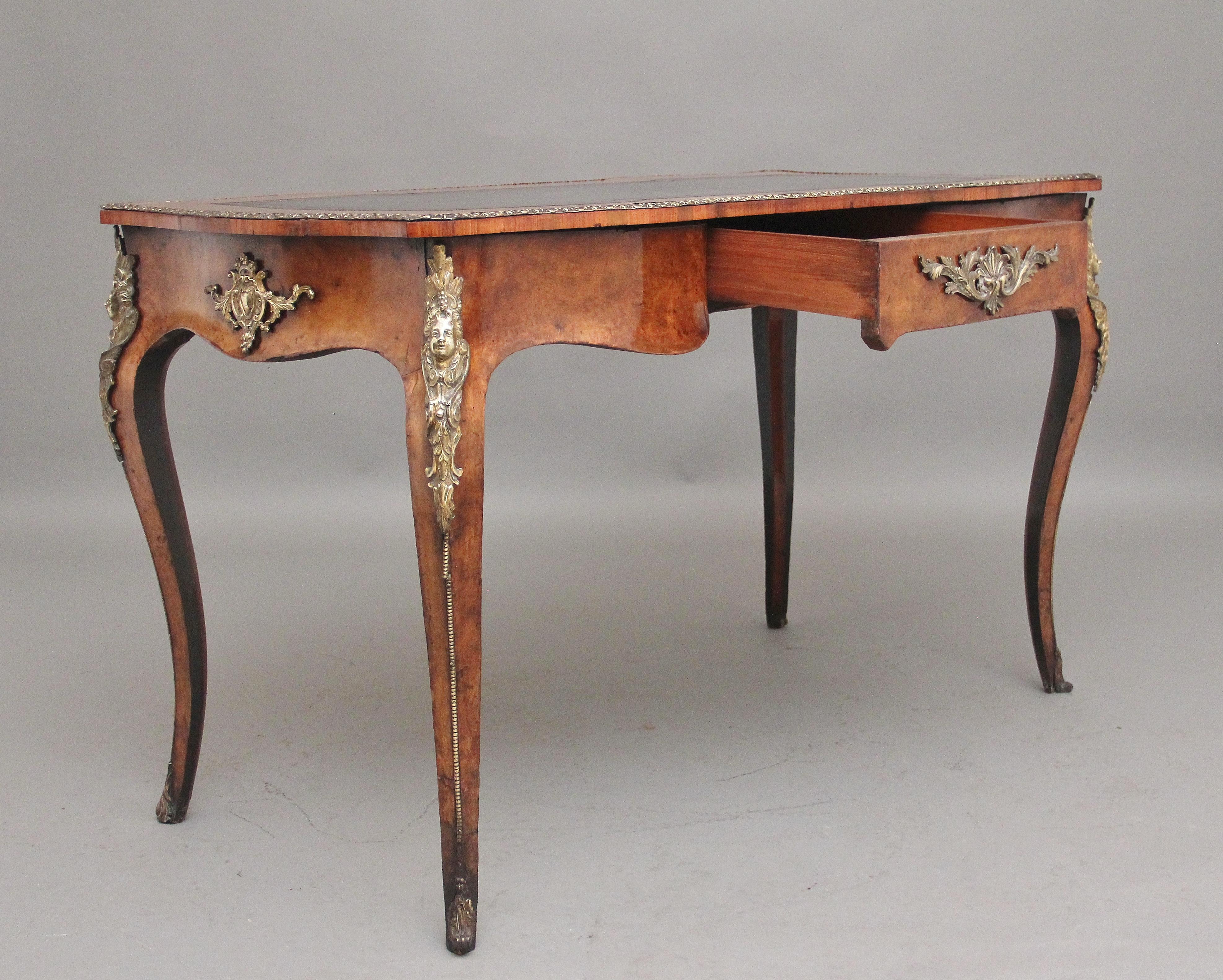 Victorian 19th Century walnut writing table For Sale
