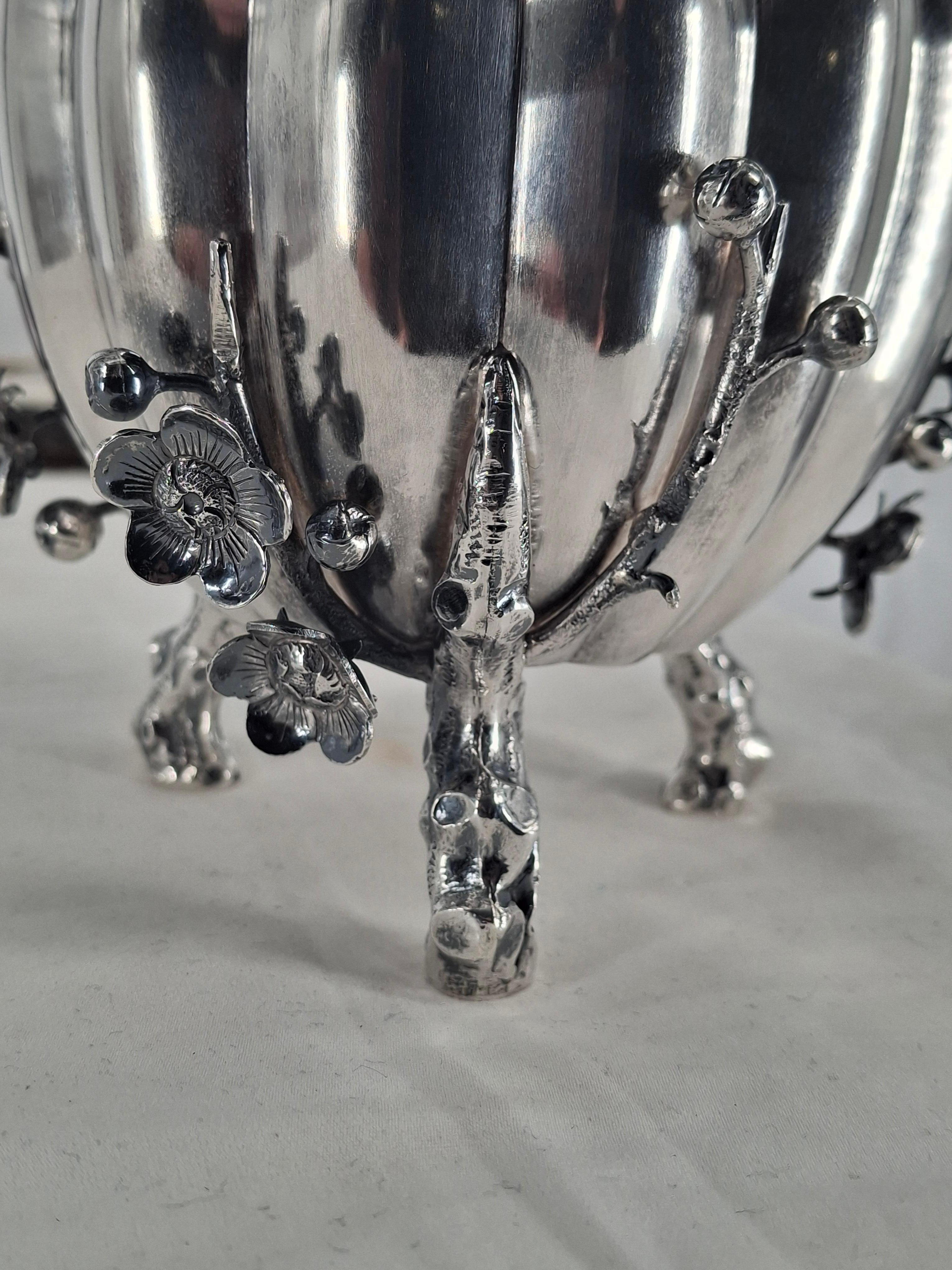 Cuenco en flor de cerezo de plata de ley Wang Hing del siglo XIX en Bueno estado para la venta en San Francisco, CA