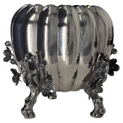 Bol à fleurs de cerisier Wang Hing en argent sterling du 19ème siècle