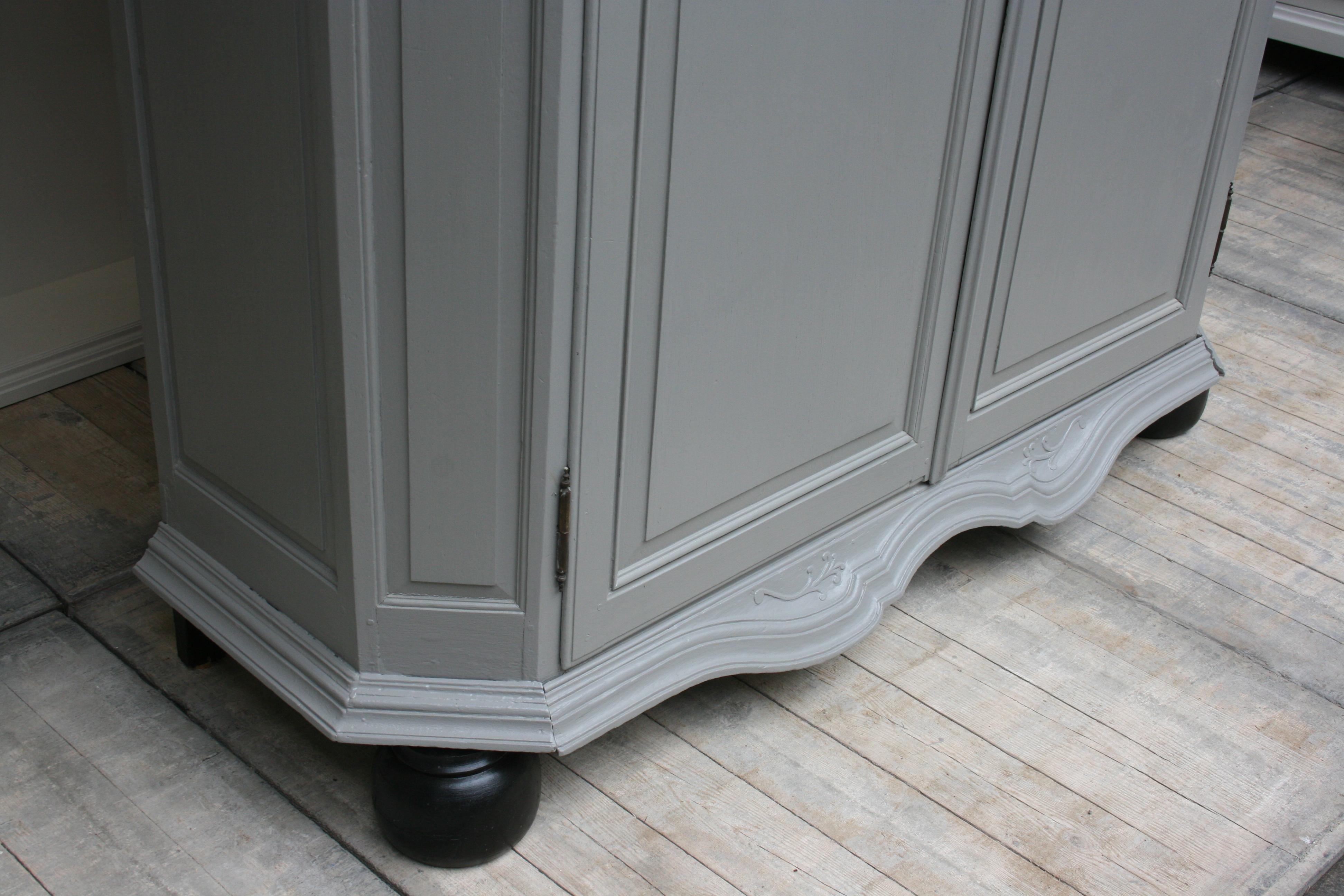 19th Century Wardrobe Made of Oak, Grey Painted 6