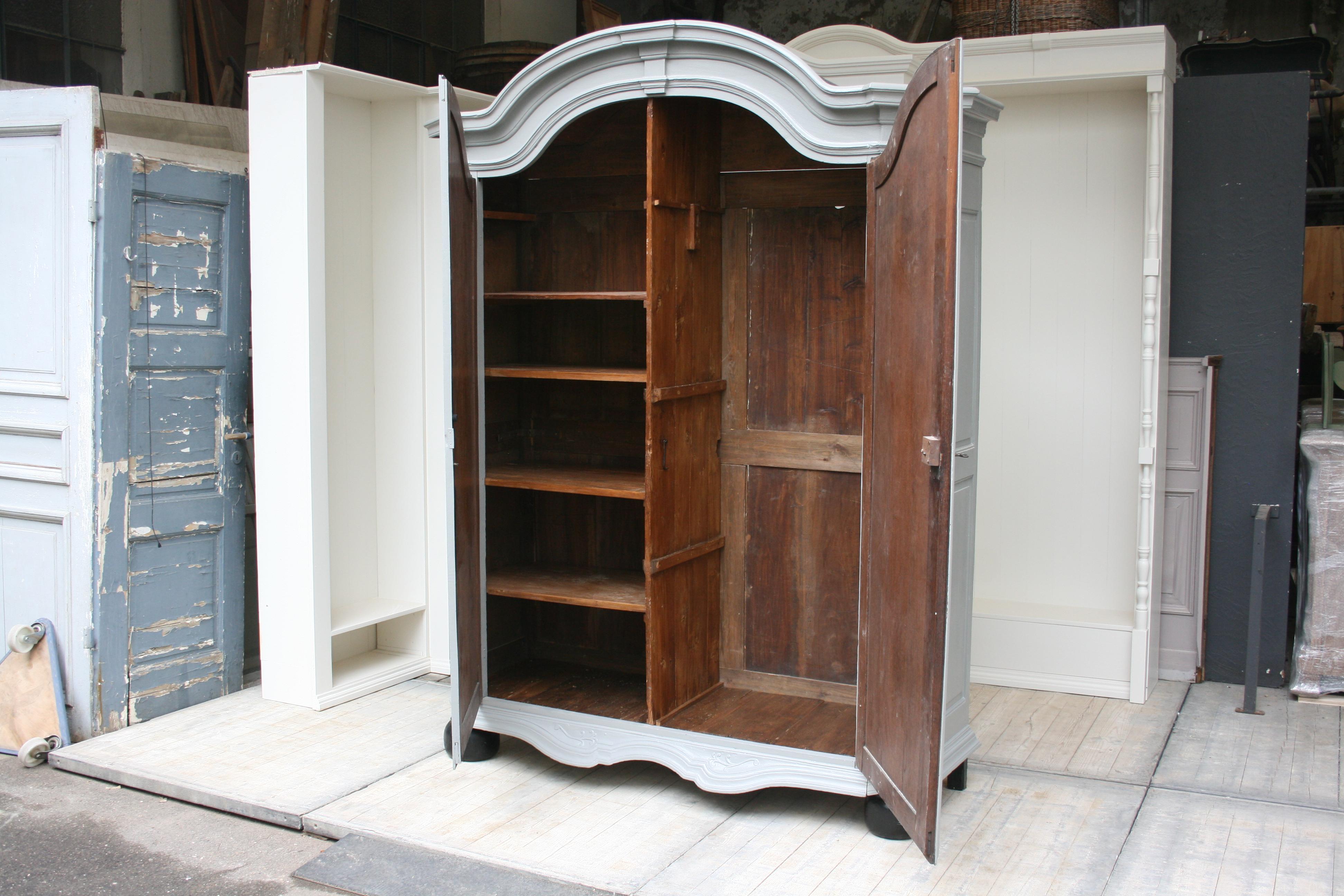 19th Century Wardrobe Made of Oak, Grey Painted 8