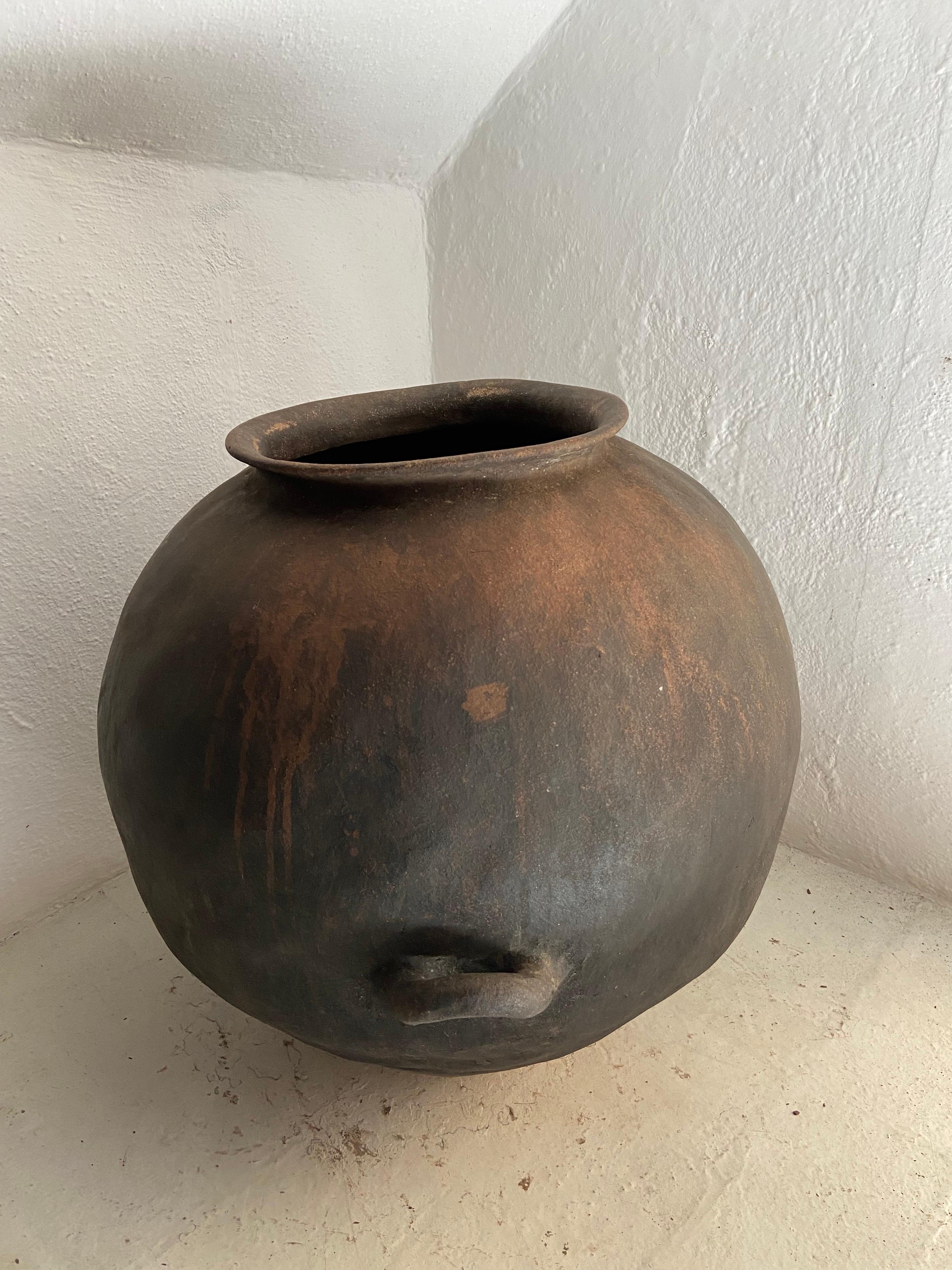 19th Century Water Jar From Mexico In Good Condition In San Miguel de Allende, Guanajuato