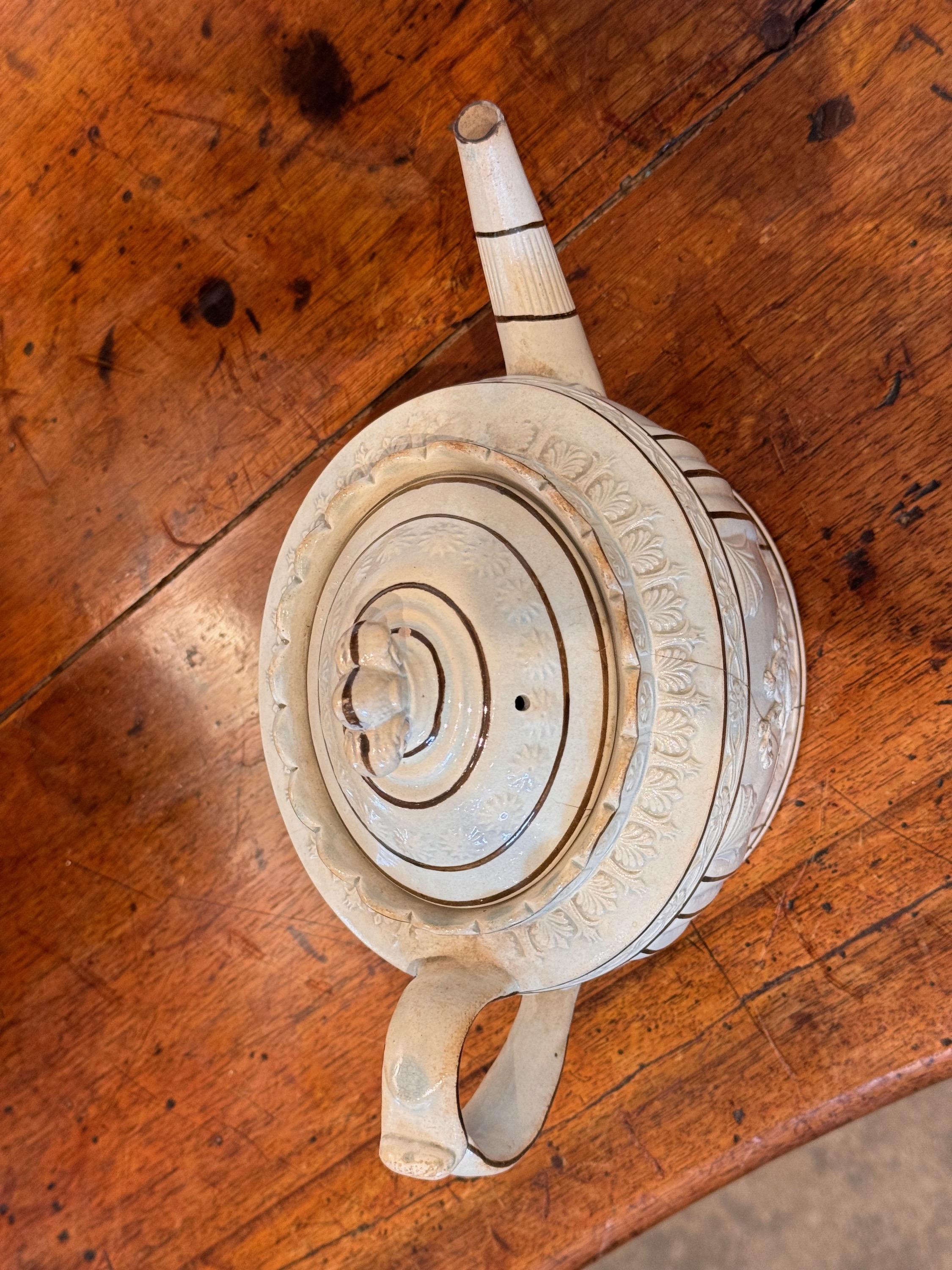 Ceramica Teiera Wedgewood del XIX secolo in vendita