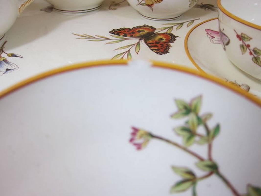 19th Century Wedgwood Creamware Butterfly Tête à Tête Tea Tray Set 5