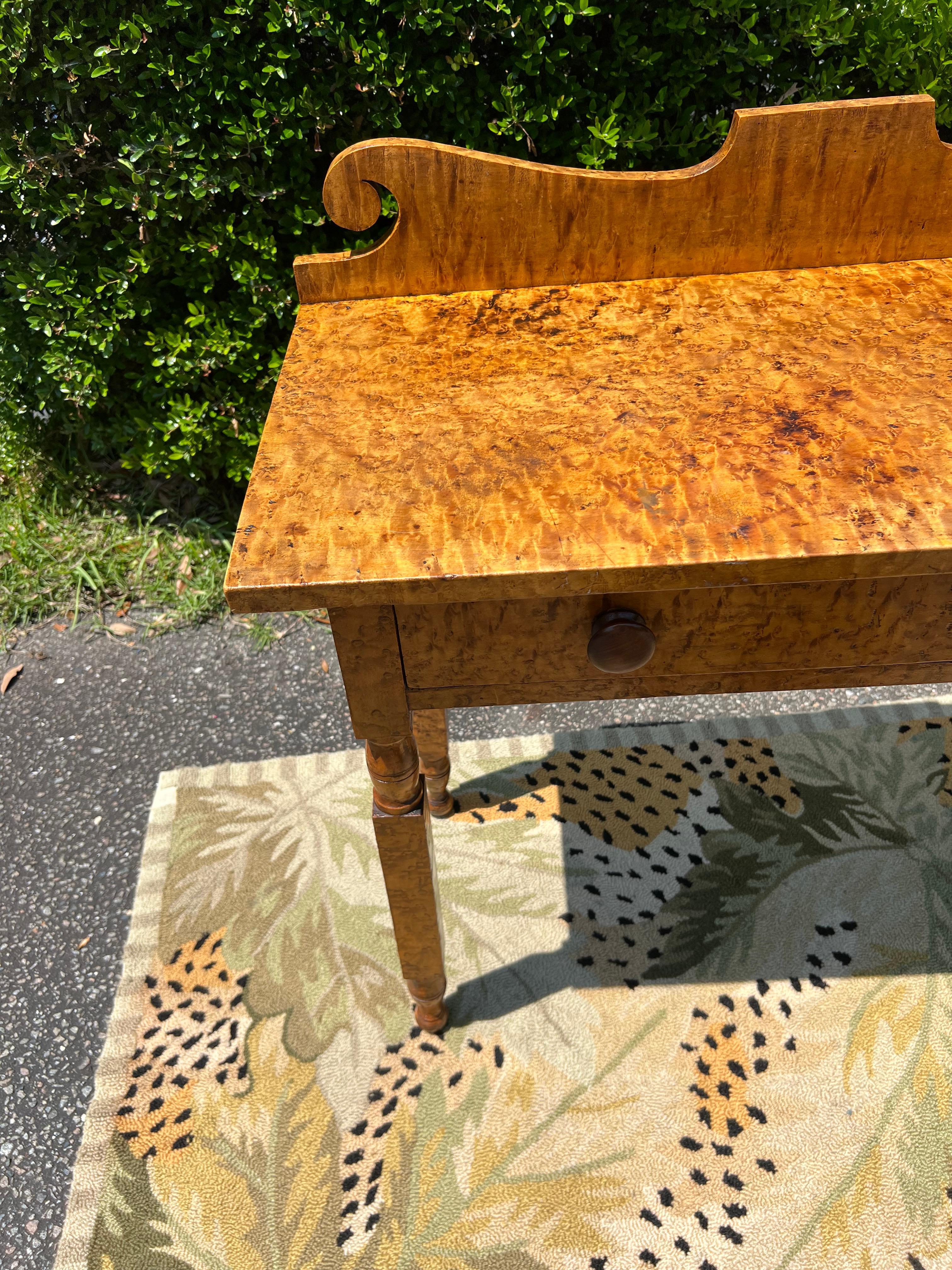 American Empire 19th Century Well Figured Tiger Maple Desk With Chair - a Set of 2 For Sale