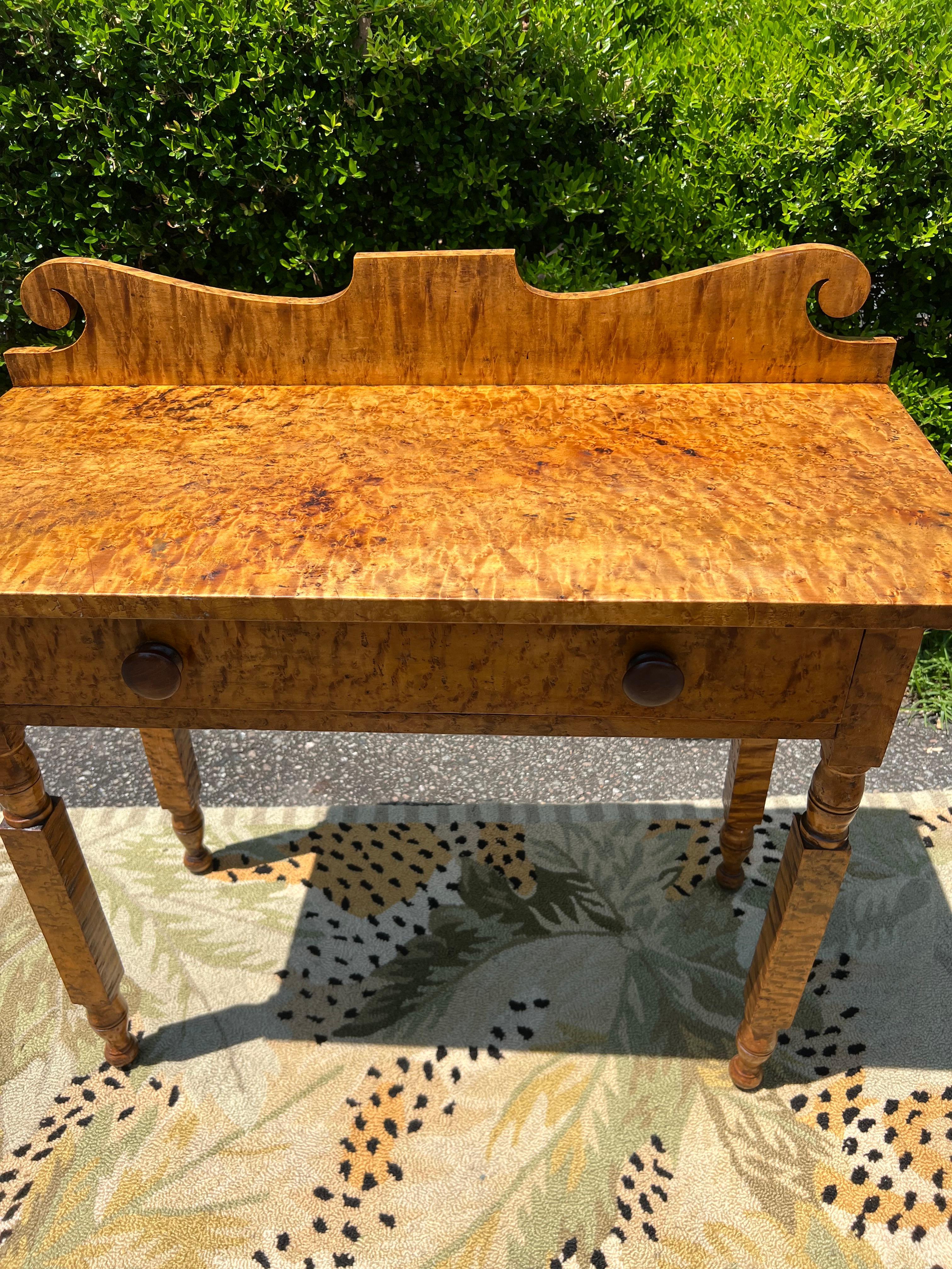 American 19th Century Well Figured Tiger Maple Desk With Chair - a Set of 2 For Sale