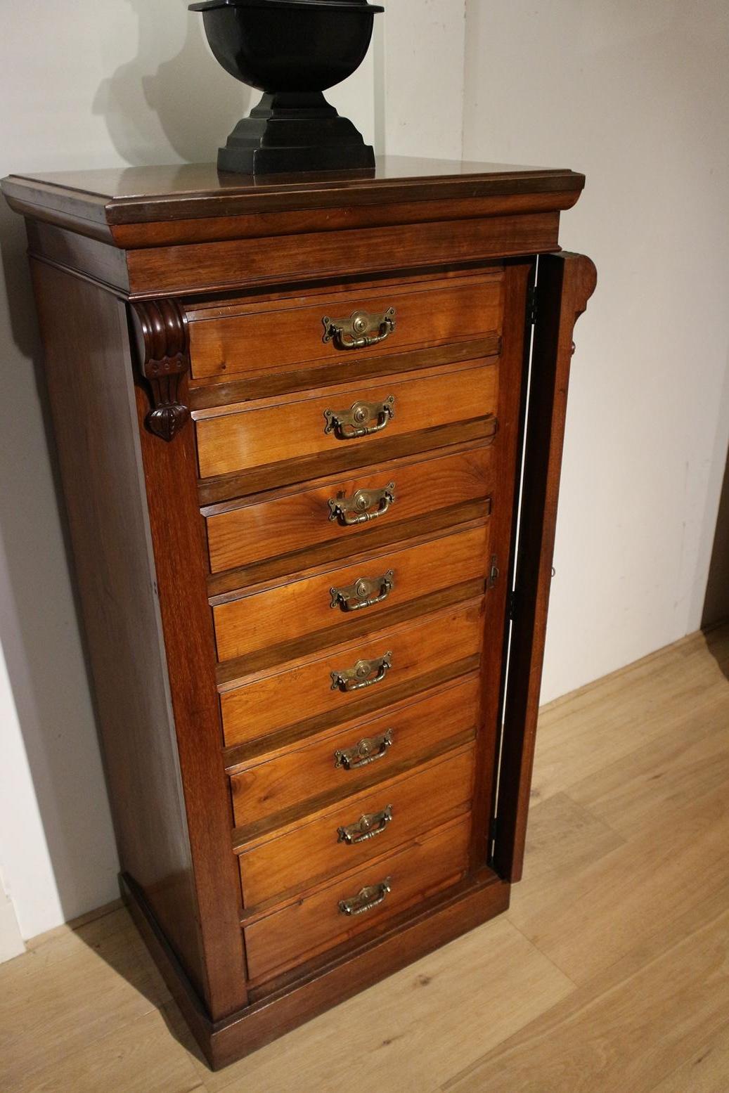 English 19th Century wellington chest of drawers
