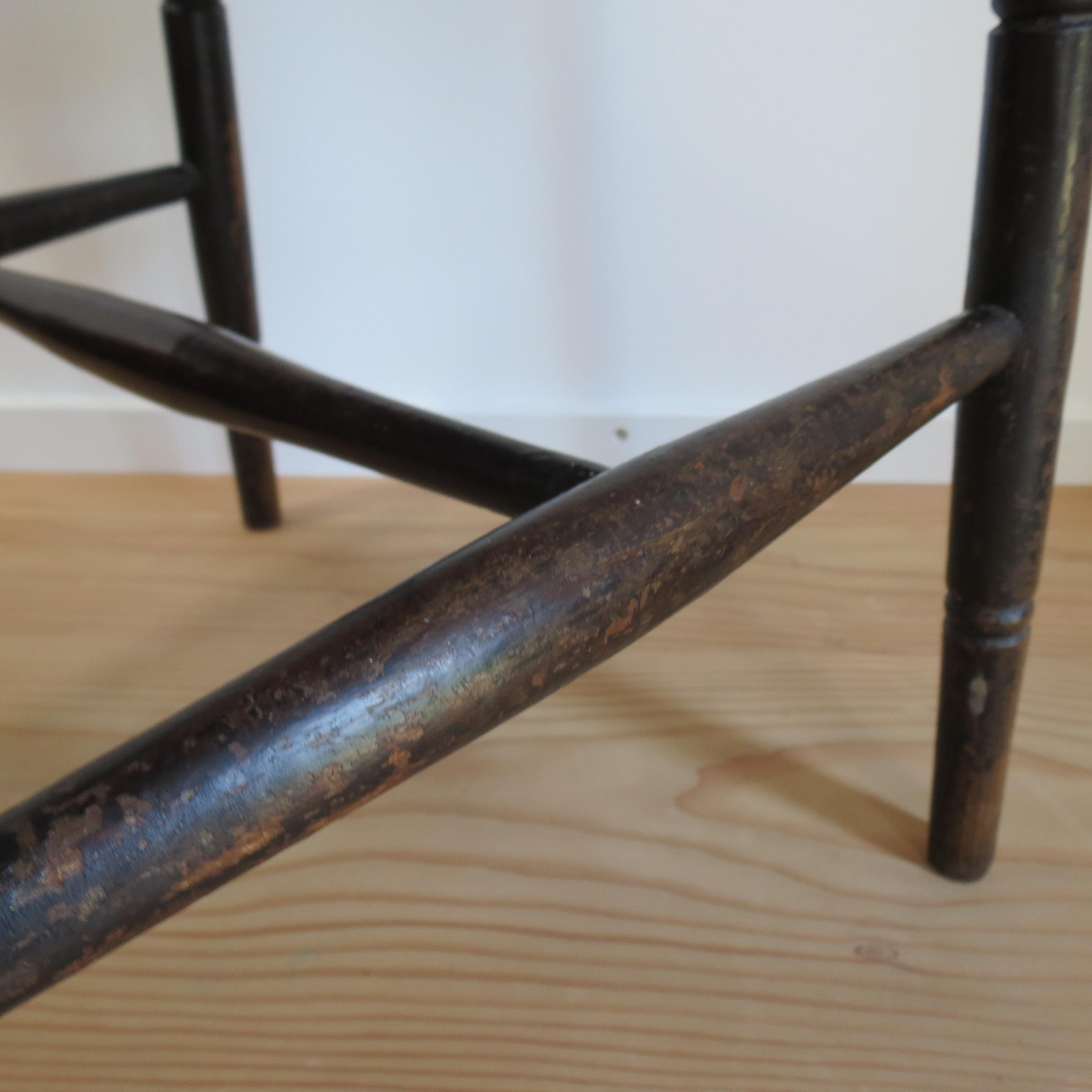 19ème siècle  Chaise Welsh Elm Folk Farmhouse en vente 4