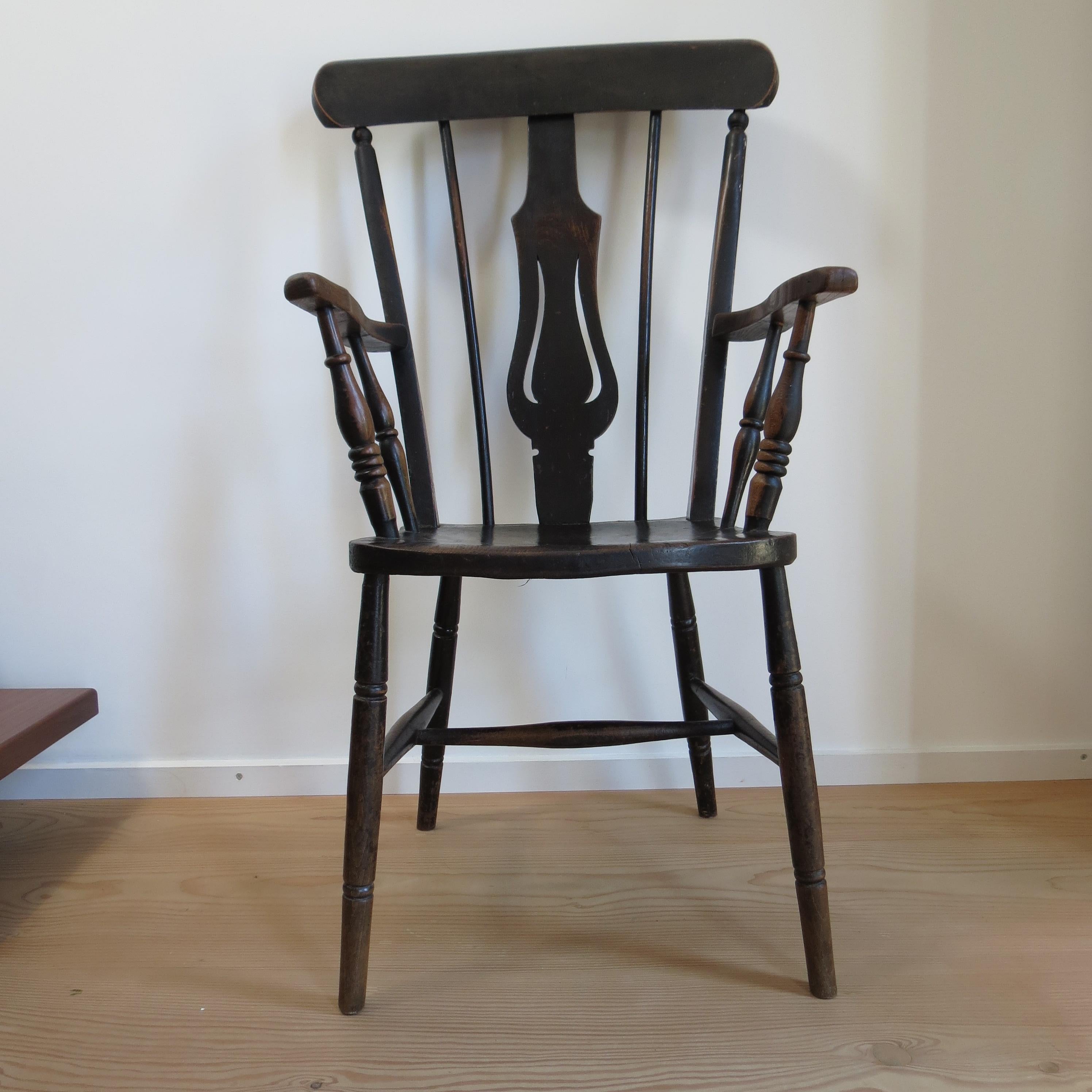 Primitif 19ème siècle  Chaise Welsh Elm Folk Farmhouse en vente