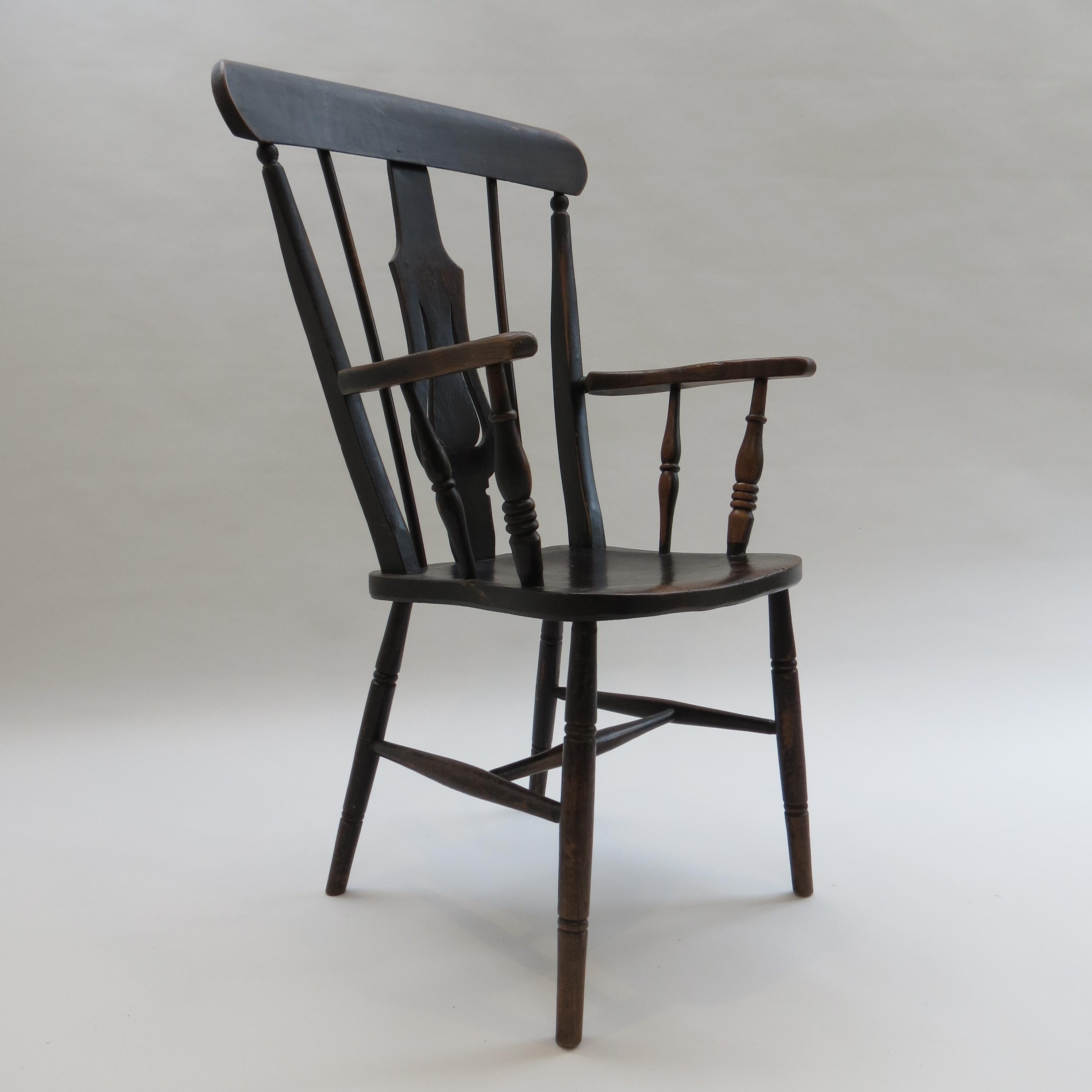 Primitif 19ème siècle  Chaise Welsh Elm Folk Farmhouse en vente