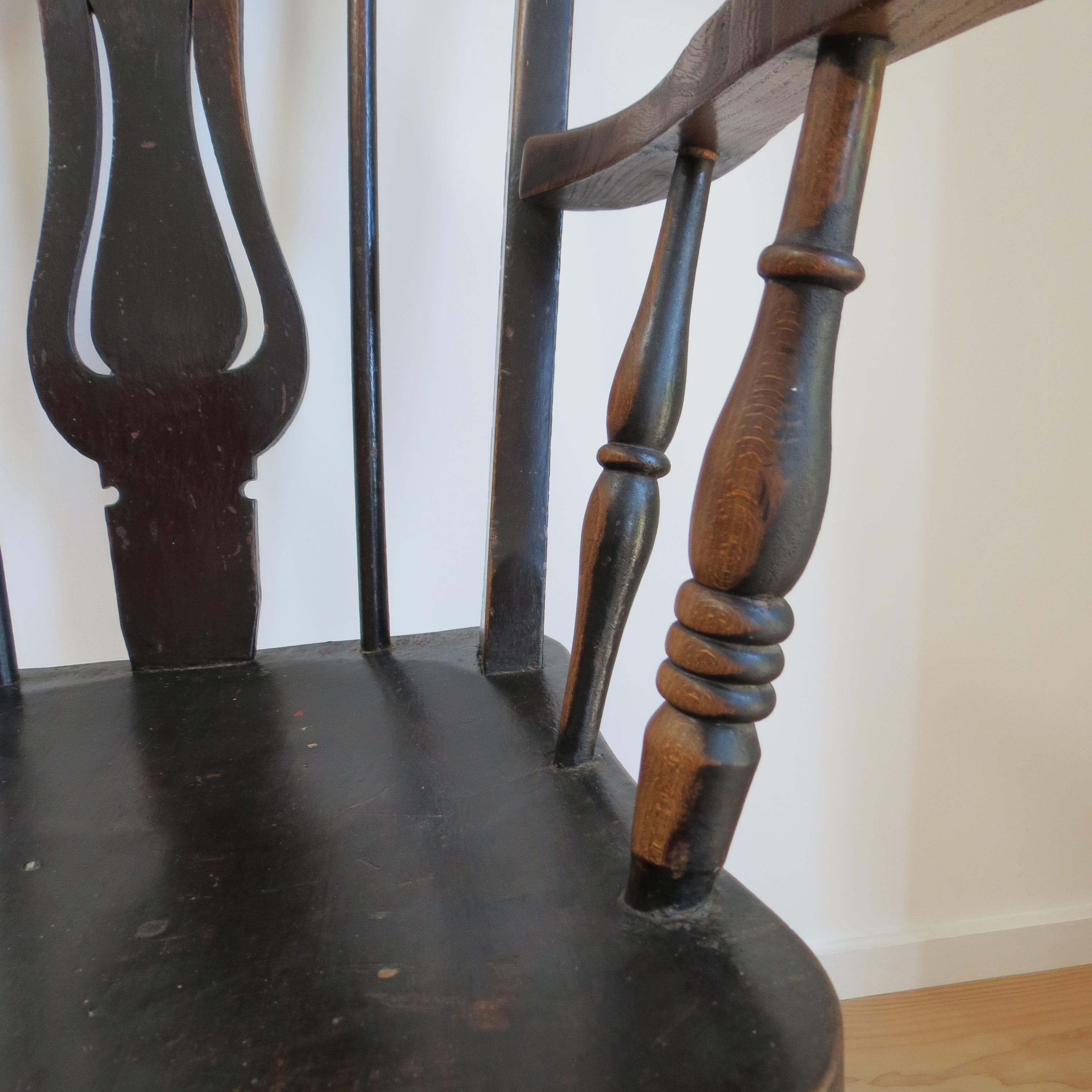 Gallois 19ème siècle  Chaise Welsh Elm Folk Farmhouse en vente