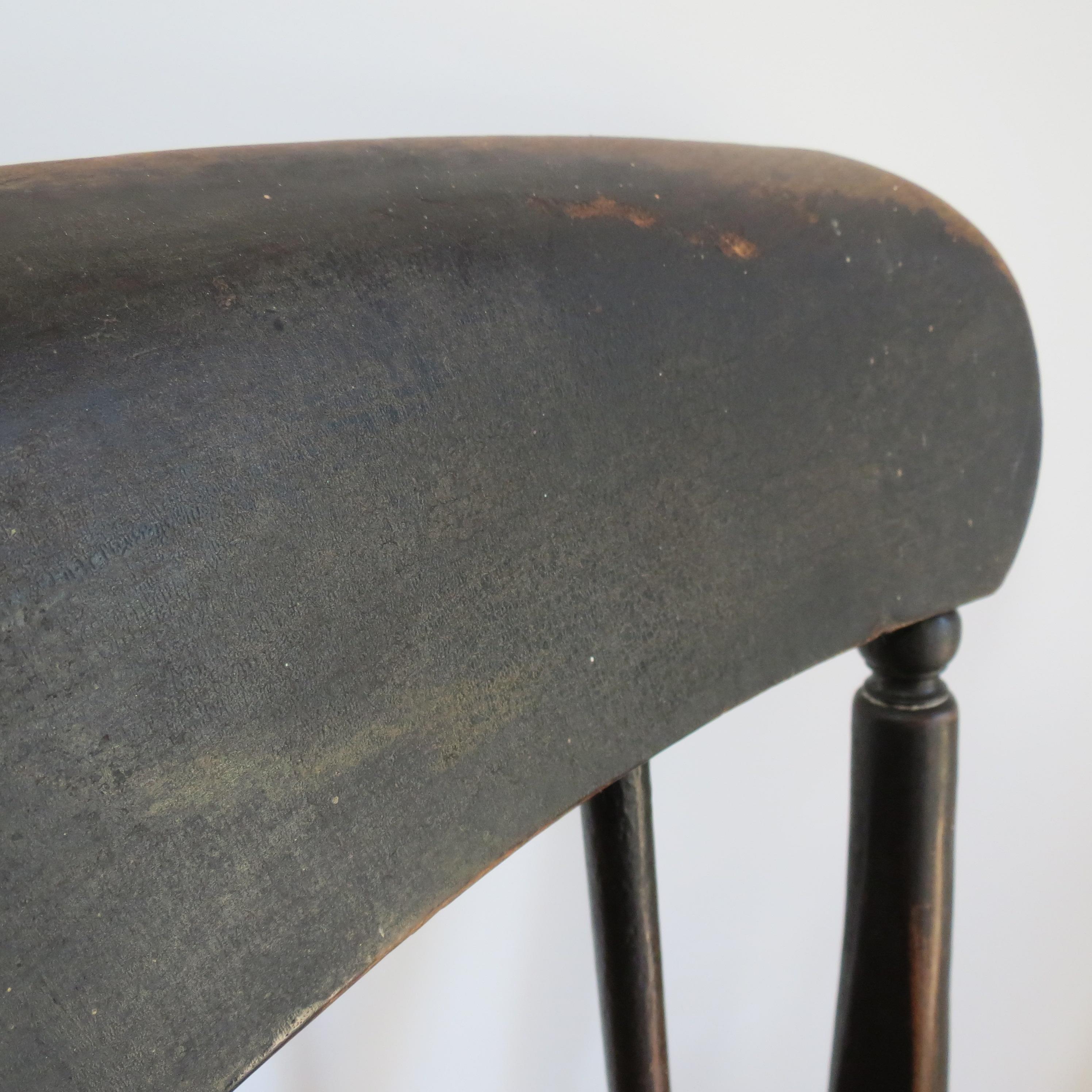 XIXe siècle 19ème siècle  Chaise Welsh Elm Folk Farmhouse en vente