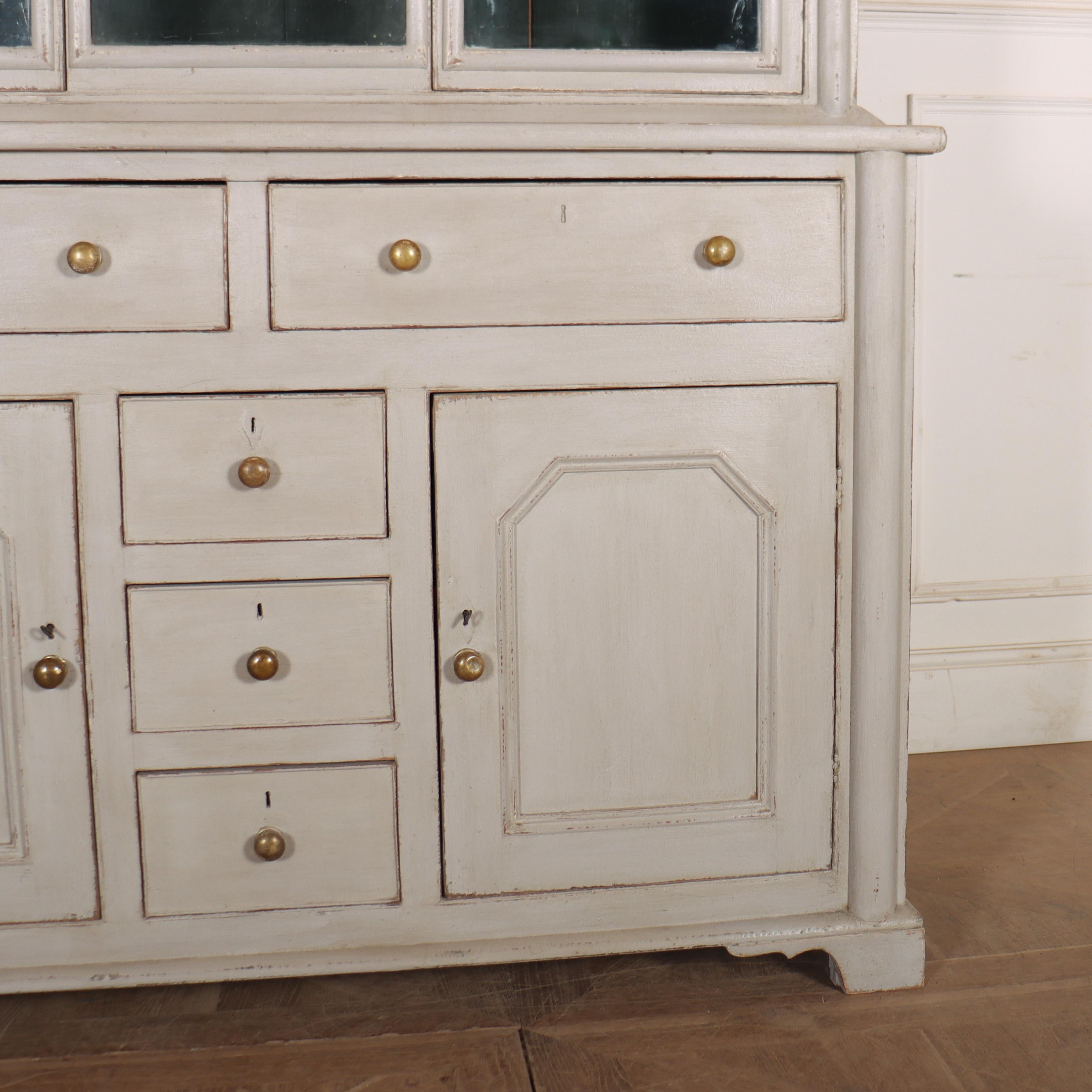 Dipinto Cassettone da cucina gallese del XIX secolo in vendita