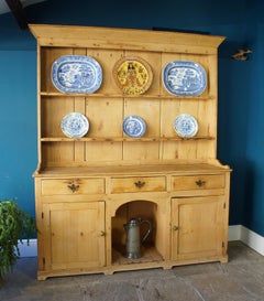 19th Century Welsh Pine Dresser And Rack.