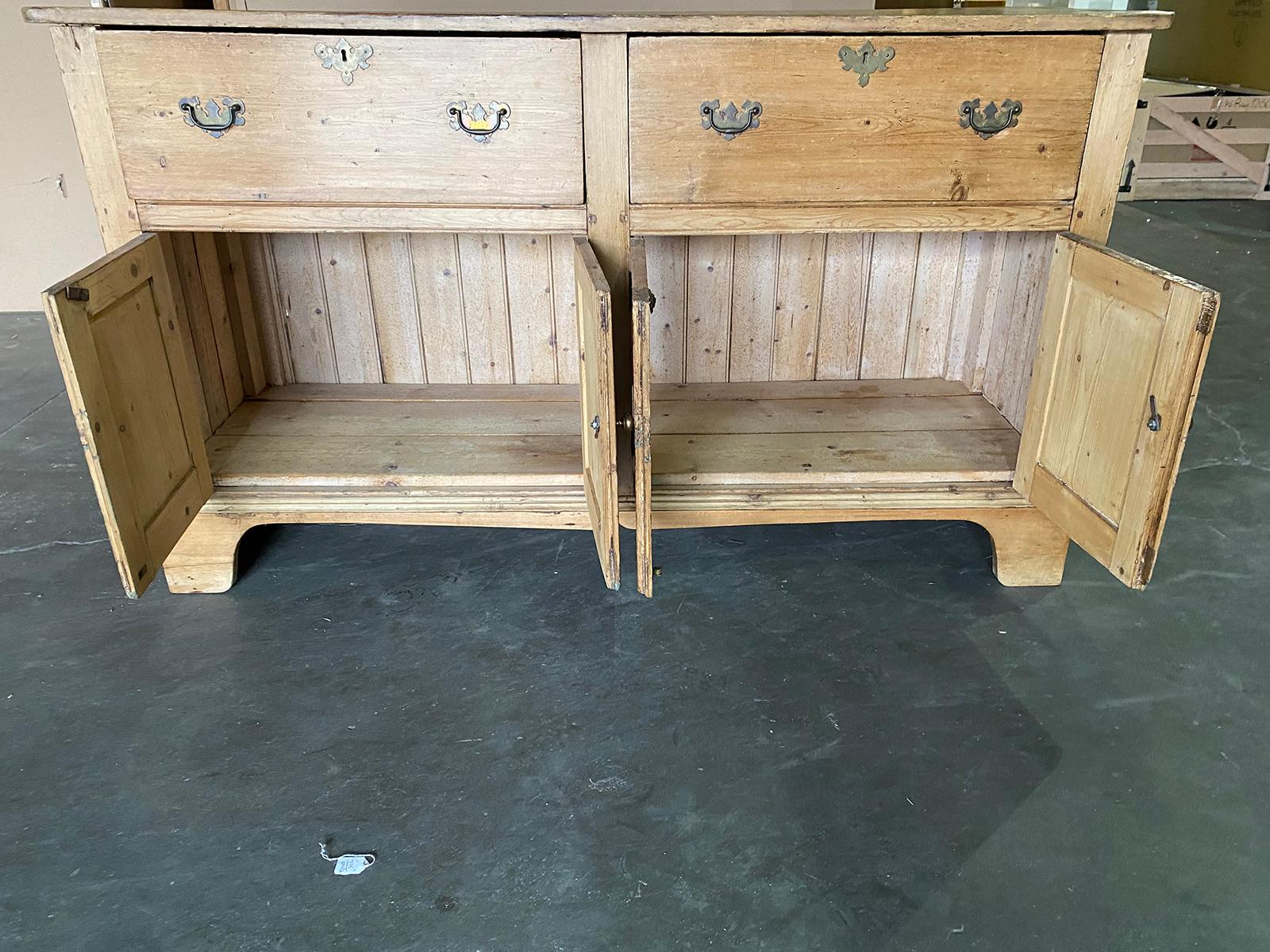 19th Century Welsh Pine Dresser Base with 4 Doors, 2 Drawers 7