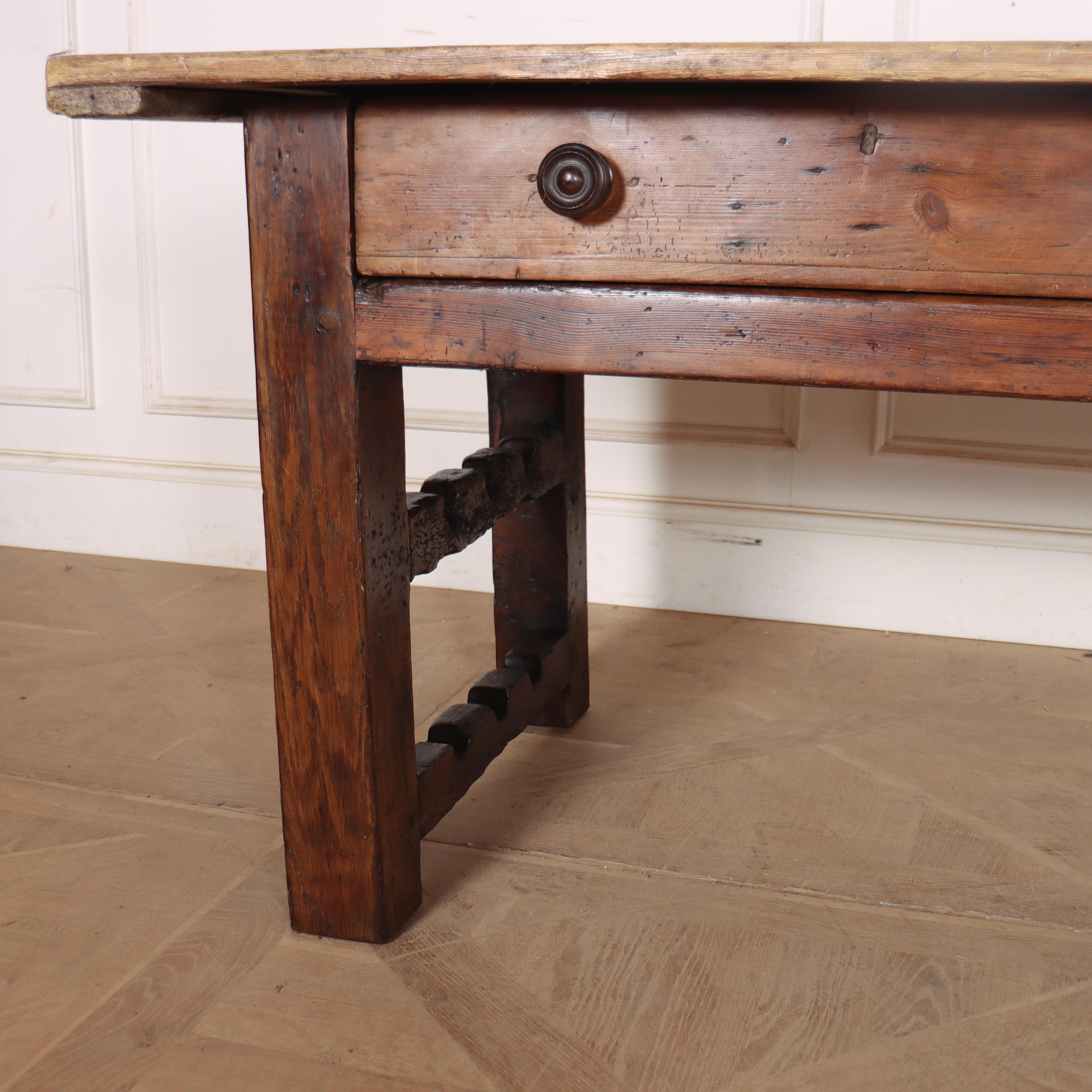 Oak 19th Century Welsh Preparation Table For Sale