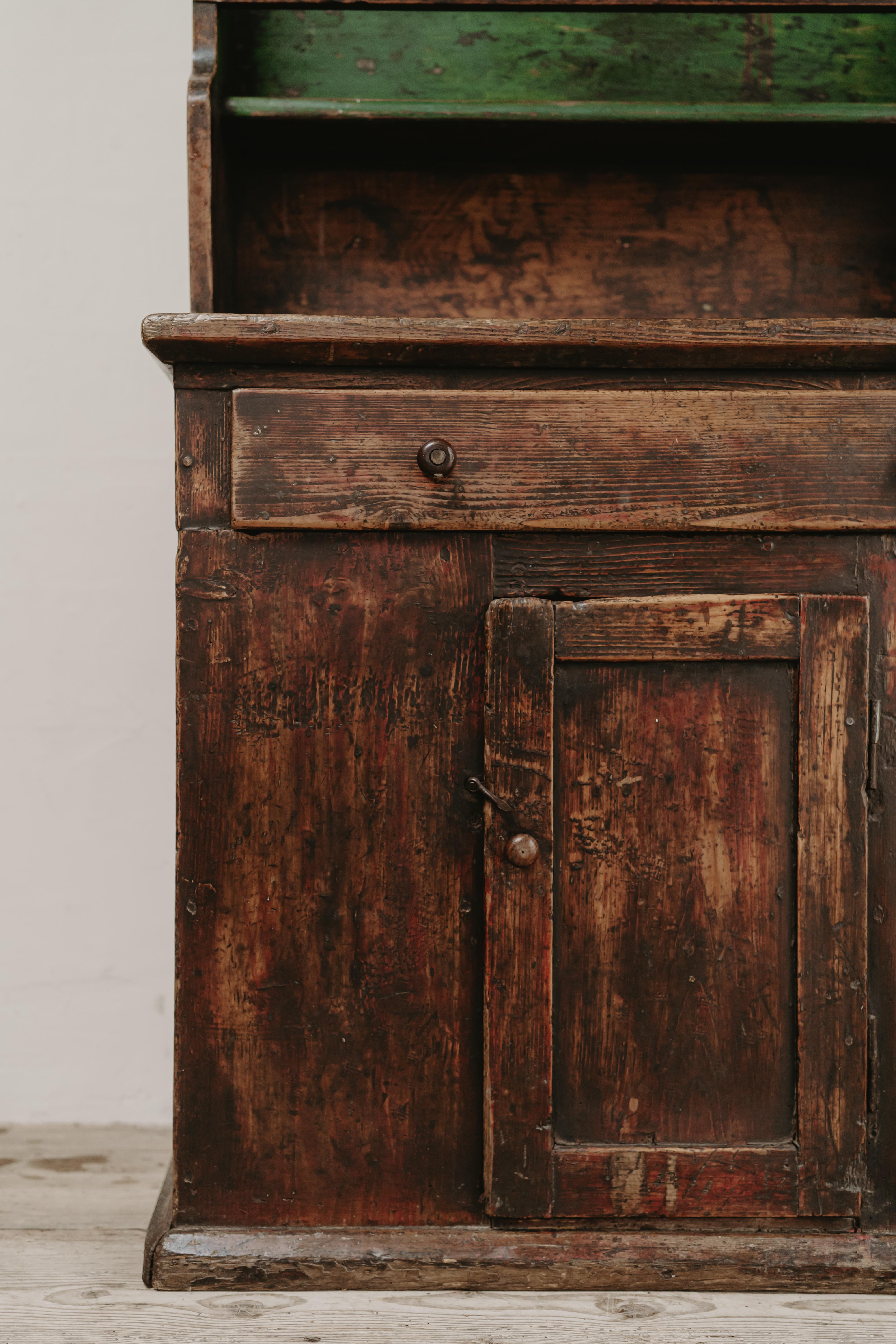 19th Century Welsh Primitive Cottage Dresser  For Sale 7