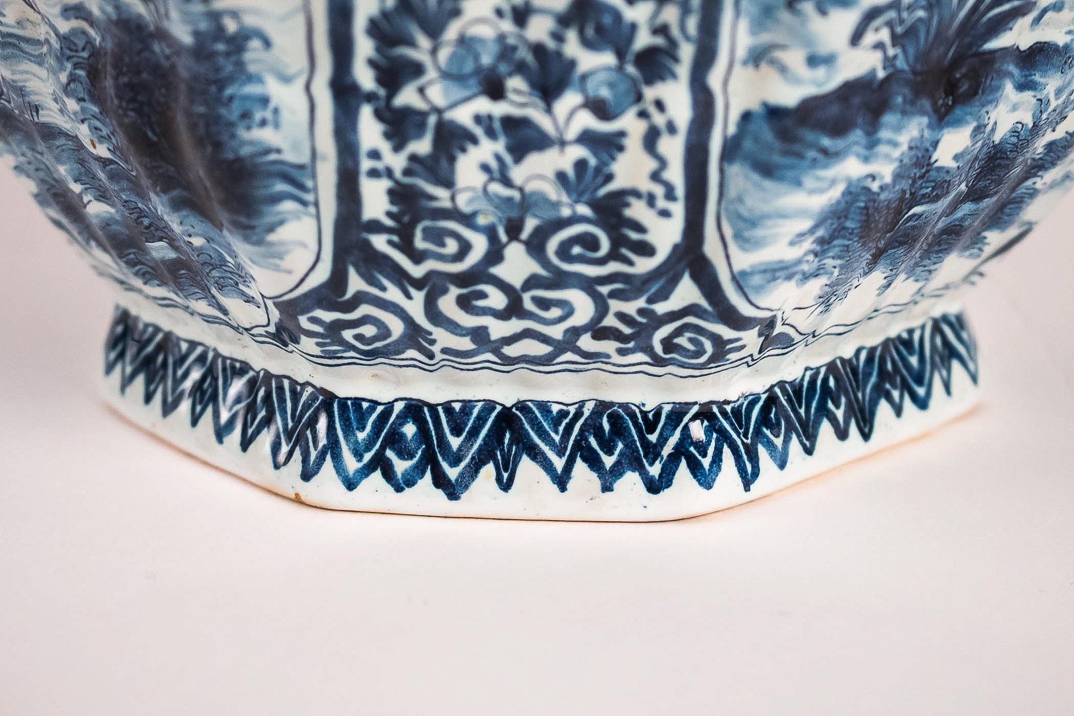 19th Century White and Blue Samson Faience Vase Converted in Table Lamp 7