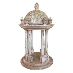 Abri de jardin en pin du XIXe siècle, blanc et gris - Décor ancien