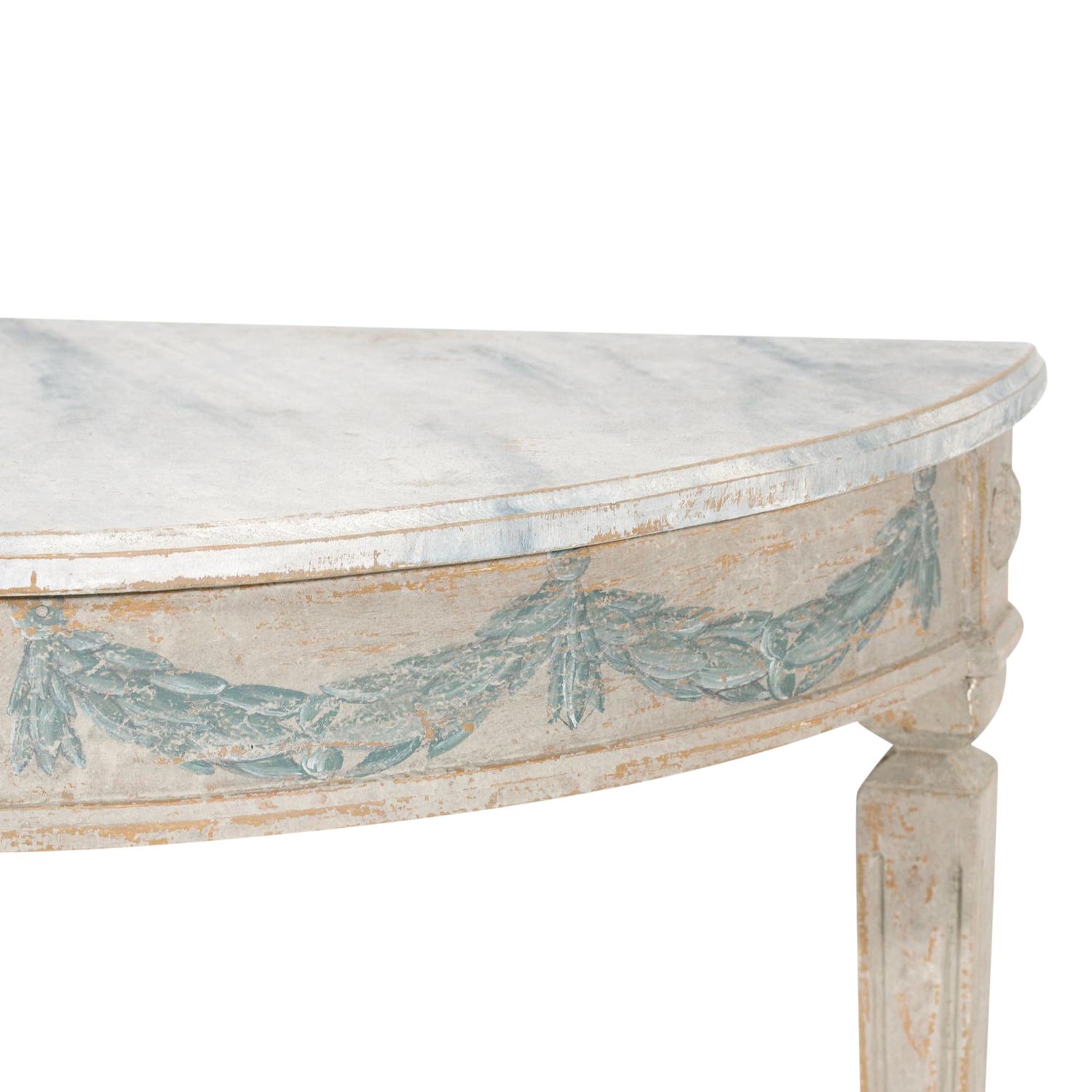 19th Century White-Grey Swedish Gustvian Pair of Painted Pinewood Console Tables 1