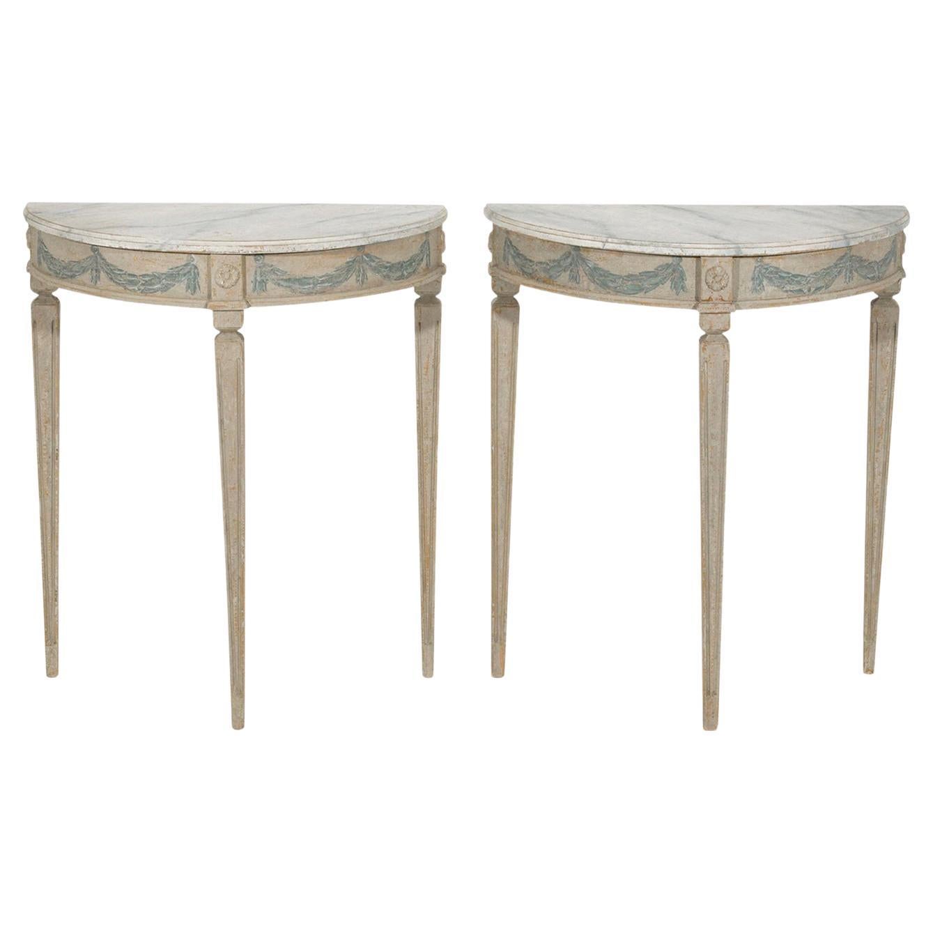 19th Century White-Grey Swedish Gustvian Pair of Painted Pinewood Console Tables