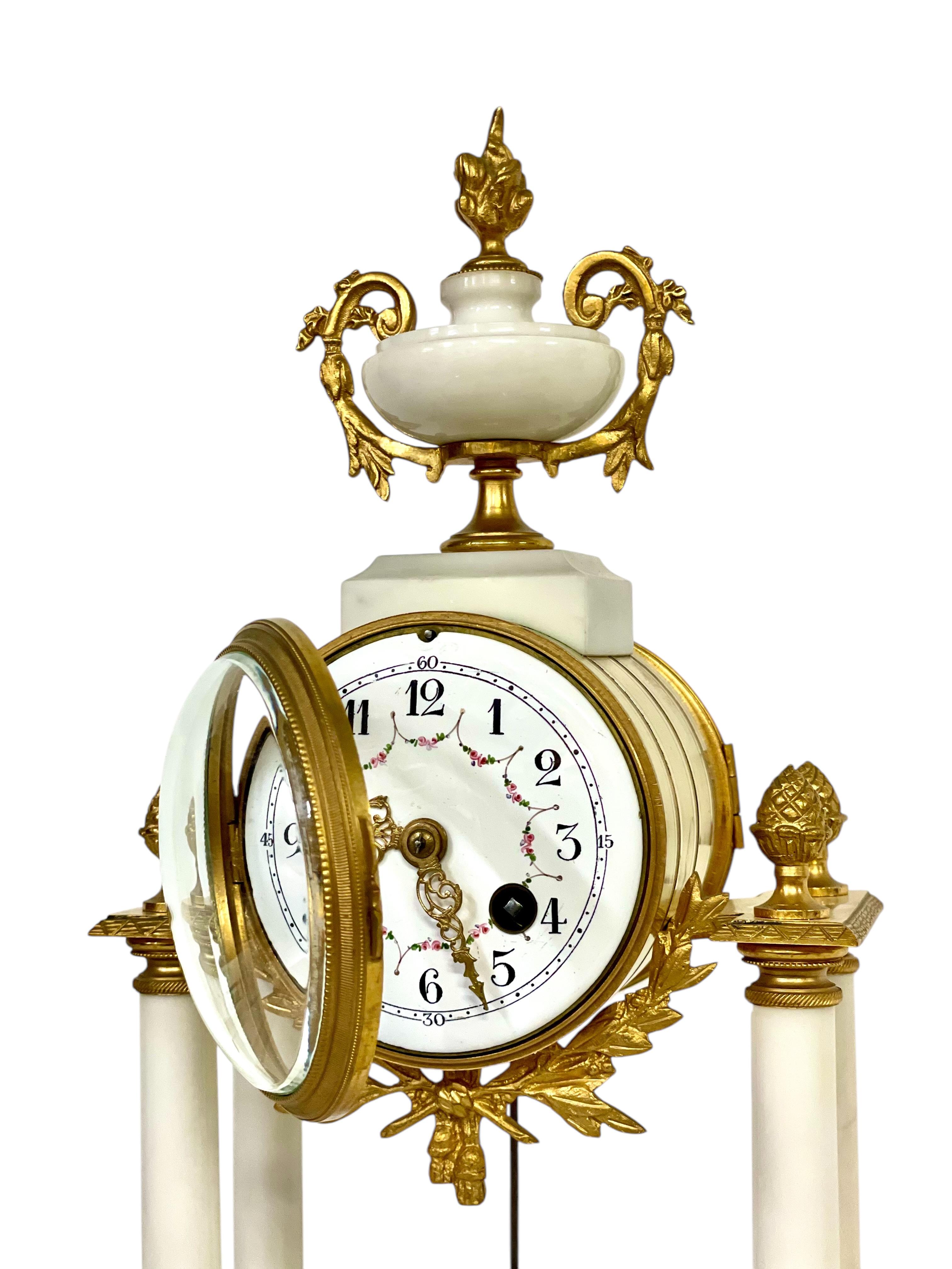 19th Century White Marble and Gilt Bronze Portico Clock For Sale 1