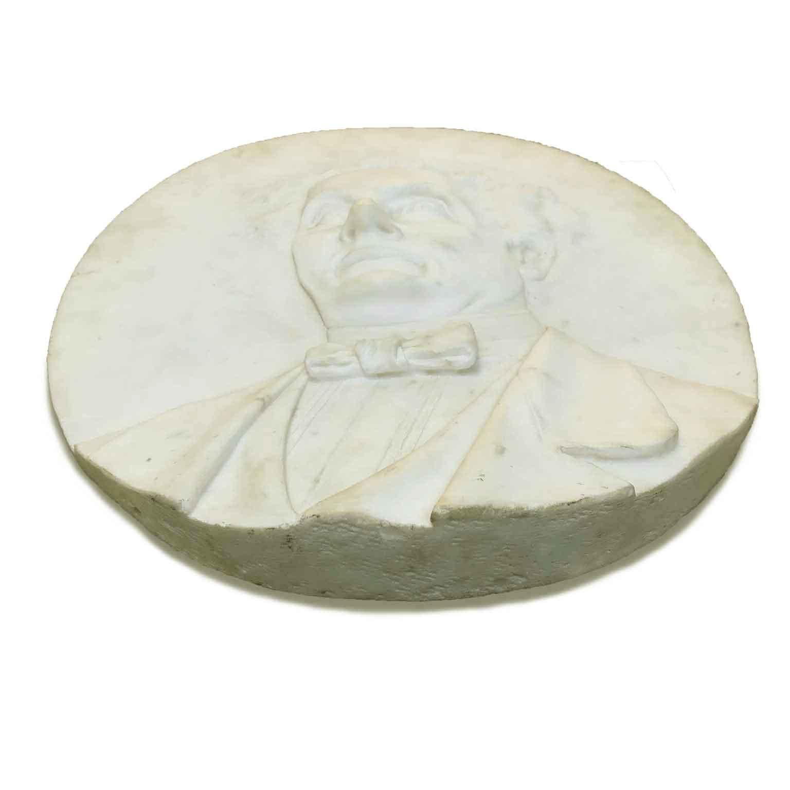 Carrara Marble 19th Century White Marble Italian Lawyer Portrait Relief For Sale