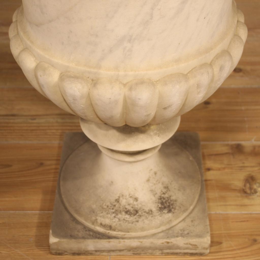 Antike italienische Medici-Vase aus weißem Marmor des 19. Jahrhunderts, 1880 6