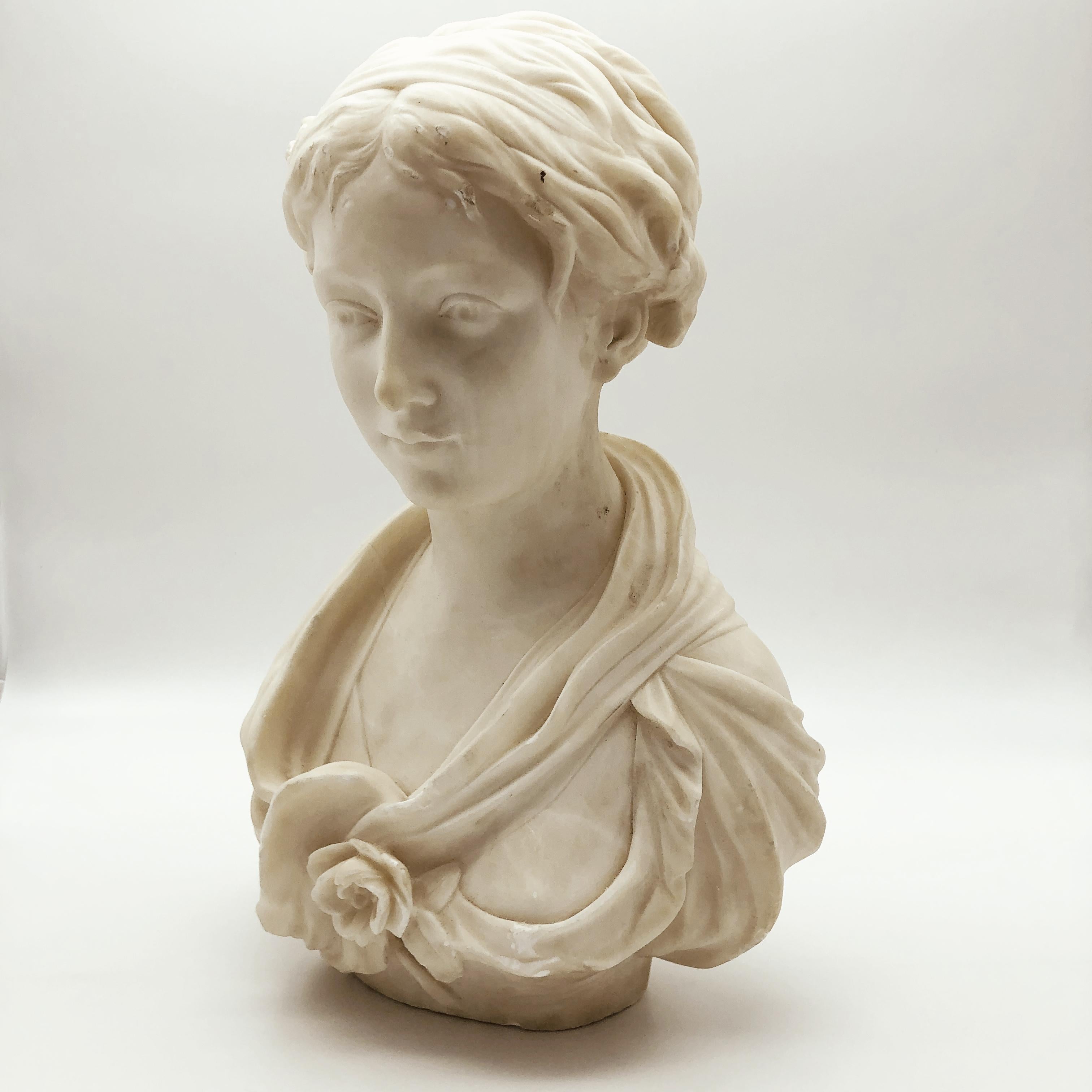 19th Century White Marble Neoclassical Sculpture of Young Woman Signed Gregoire In Good Condition For Sale In Roma, IT