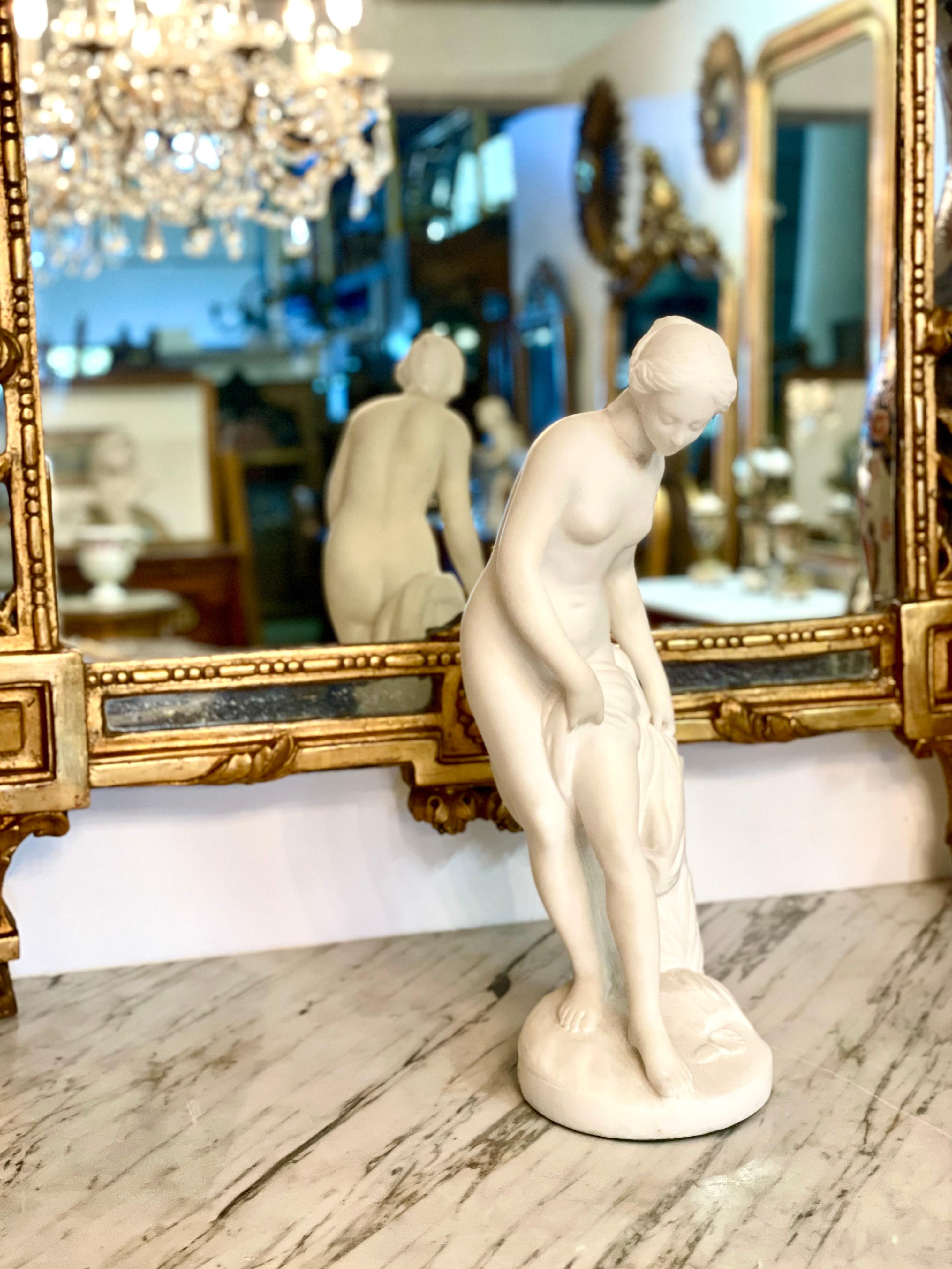 19th Century White Marble Sculpture “La Baigneuse” inspired by Falconet For Sale 1