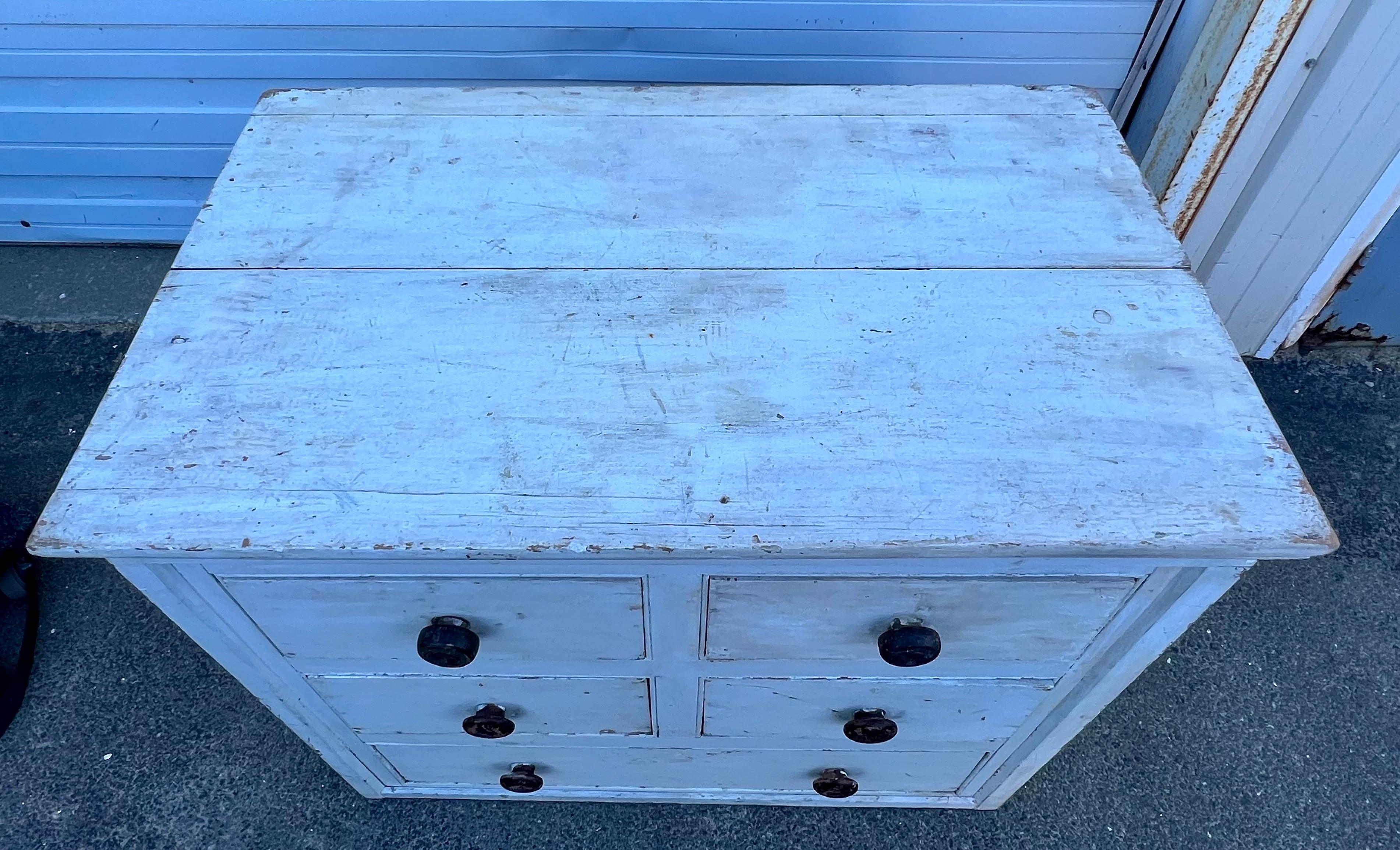 19th Century White Painted Chest of Drawers In Good Condition For Sale In Nantucket, MA