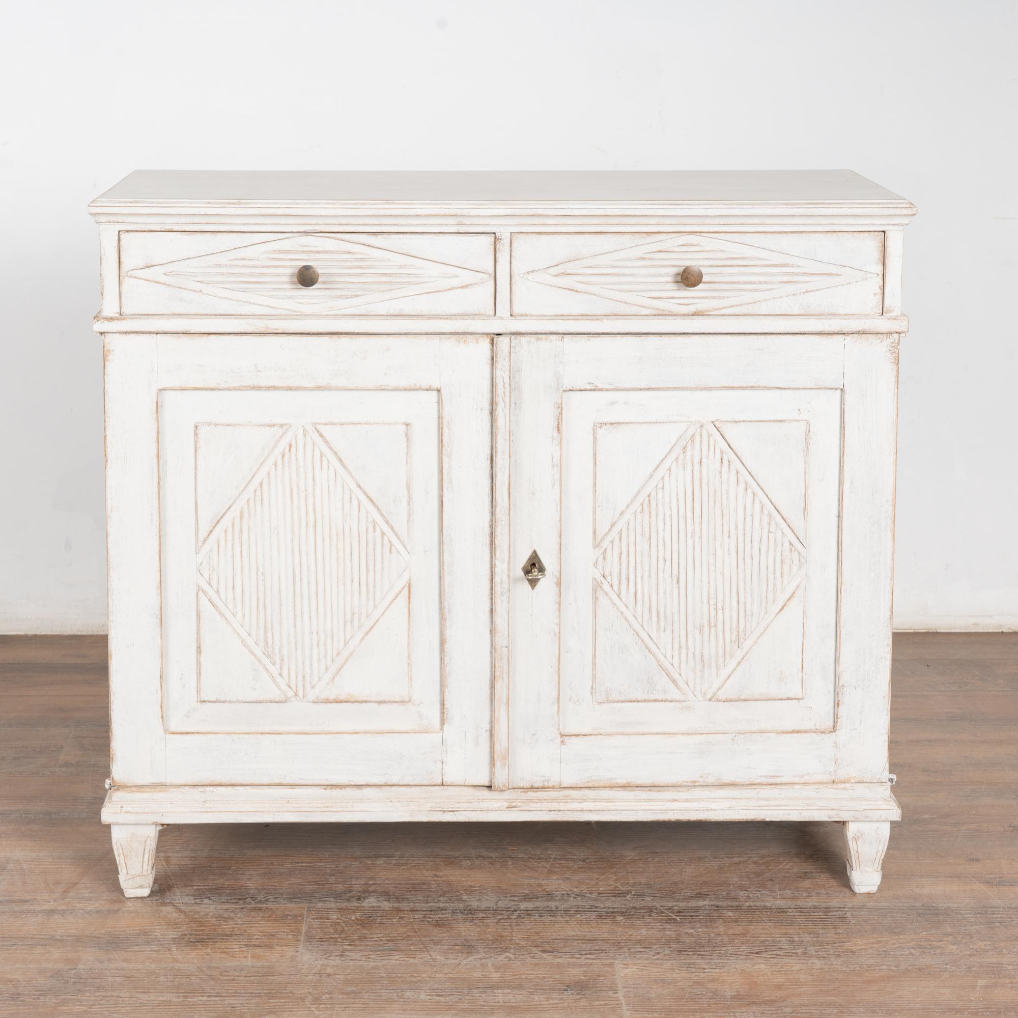 19th Century White Painted Swedish Cabinet Sideboard In Good Condition For Sale In Round Top, TX