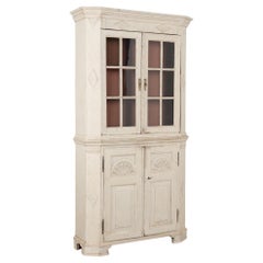 Vitrina Sueca Gustaviana del Siglo XIX Pintada de Blanco