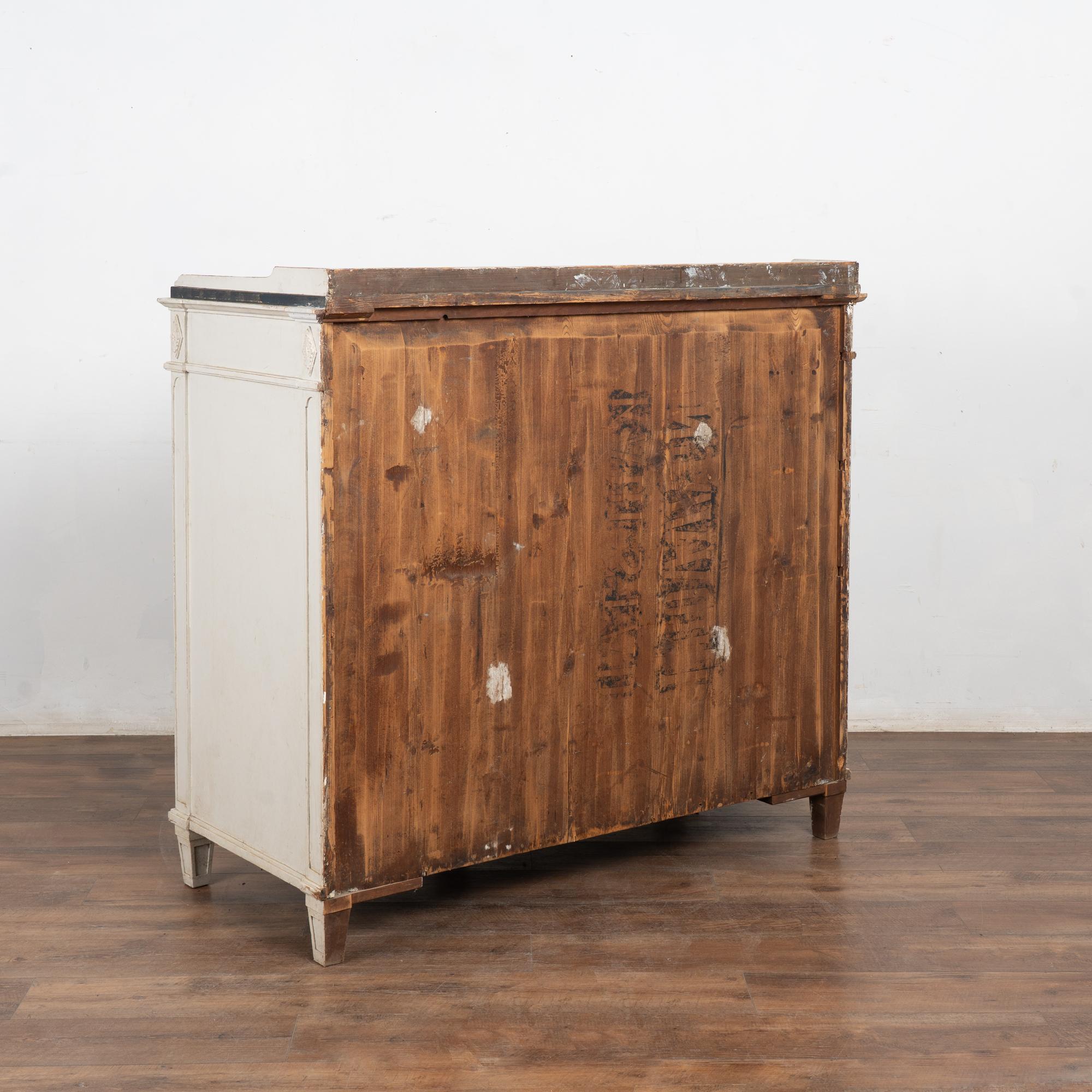 19th Century White Swedish Gustavian Sideboard Buffet Cabinet For Sale 9