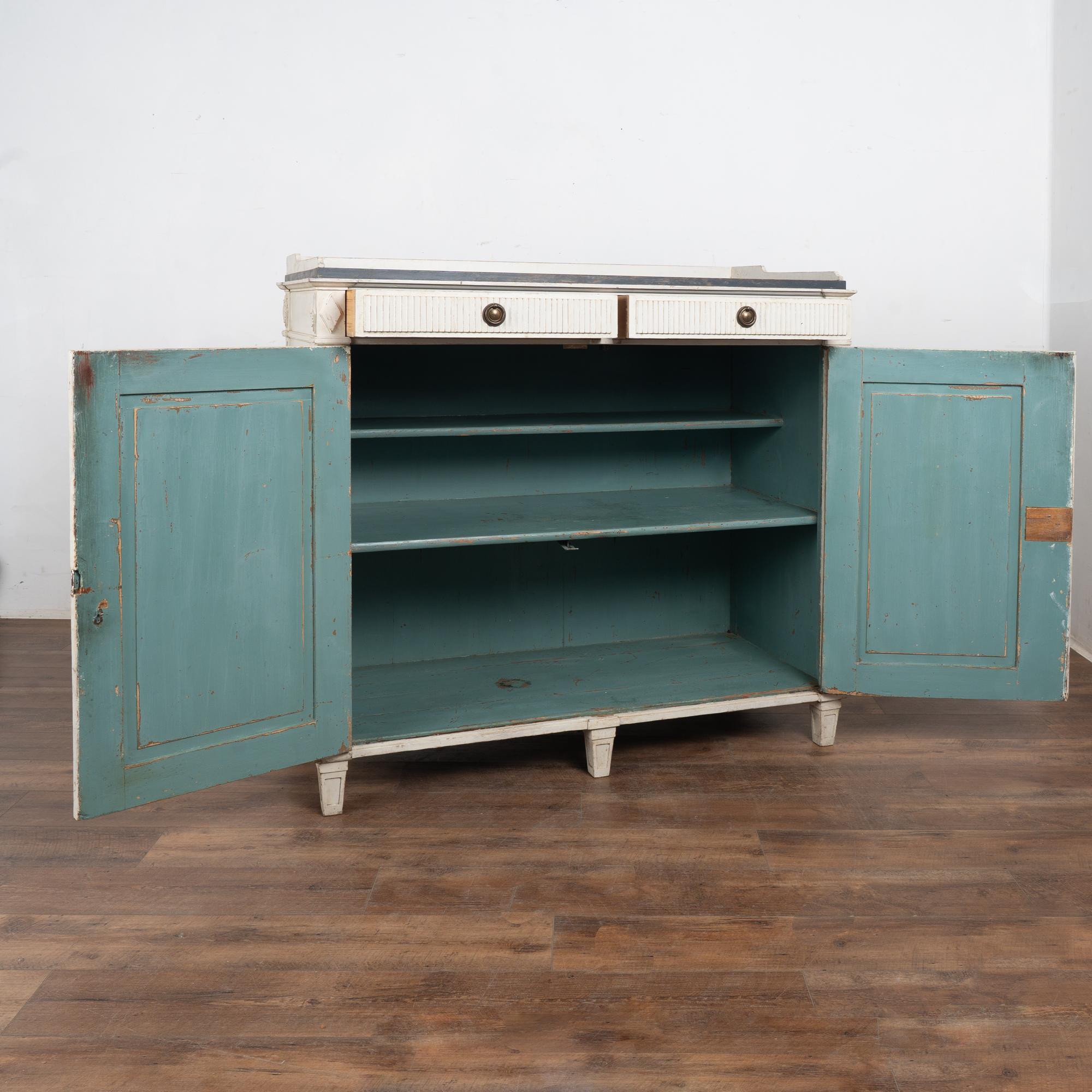 19th Century White Swedish Gustavian Sideboard Buffet Cabinet In Good Condition For Sale In Round Top, TX
