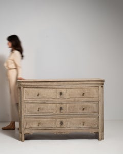 19th Century White Wood Provençal Oak Chest of Drawers