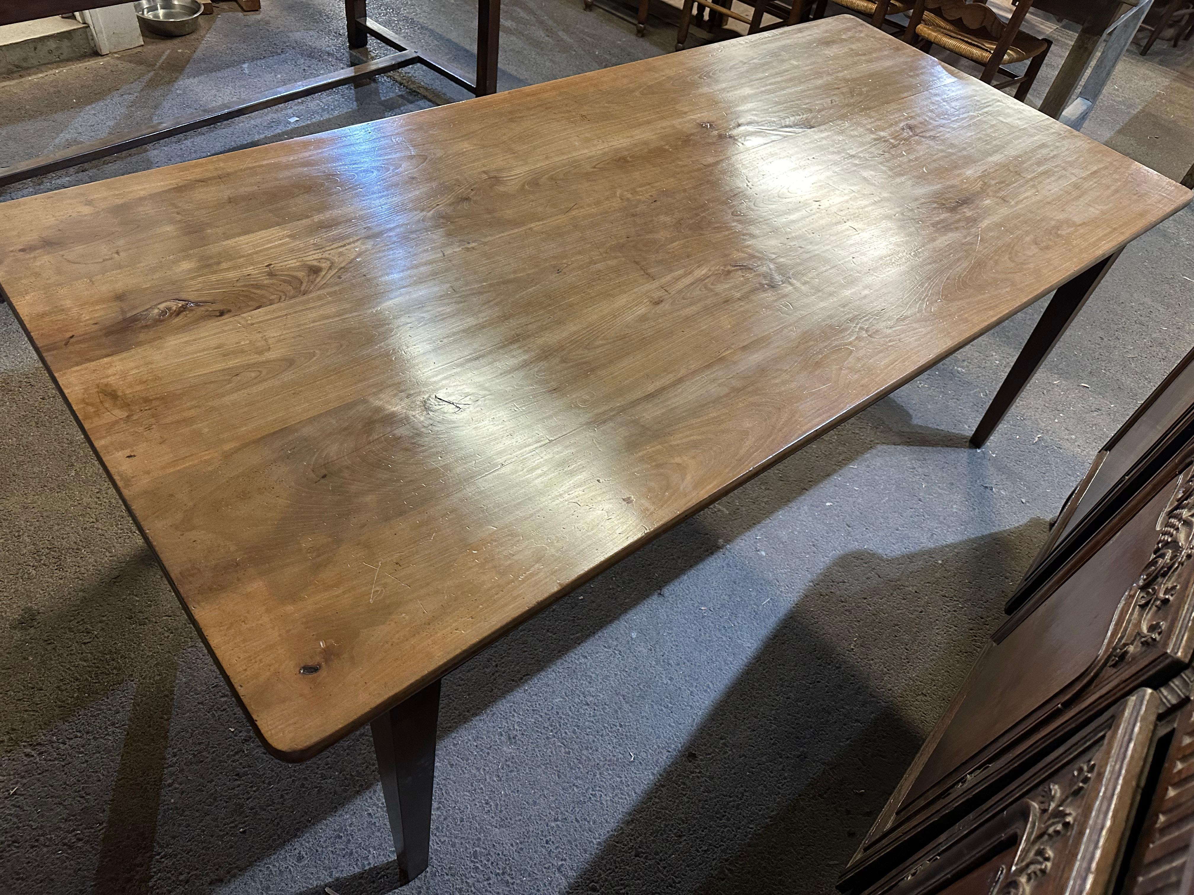 Hand-Crafted 19th Century Wide Cherry Dining Table with One Drawer For Sale