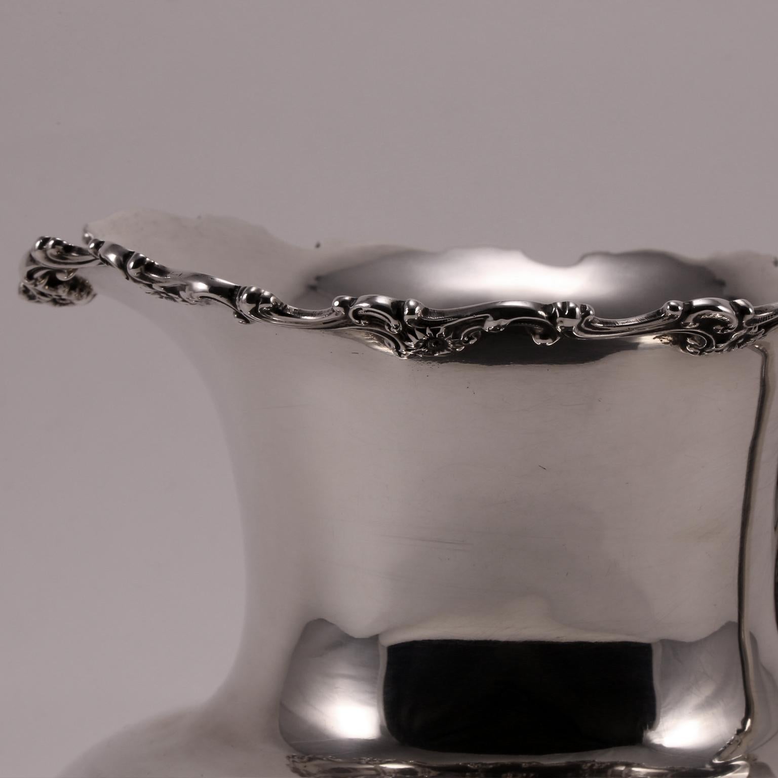 19th Century William Gale Sterling Silver Floral Jug, 1890 For Sale 8