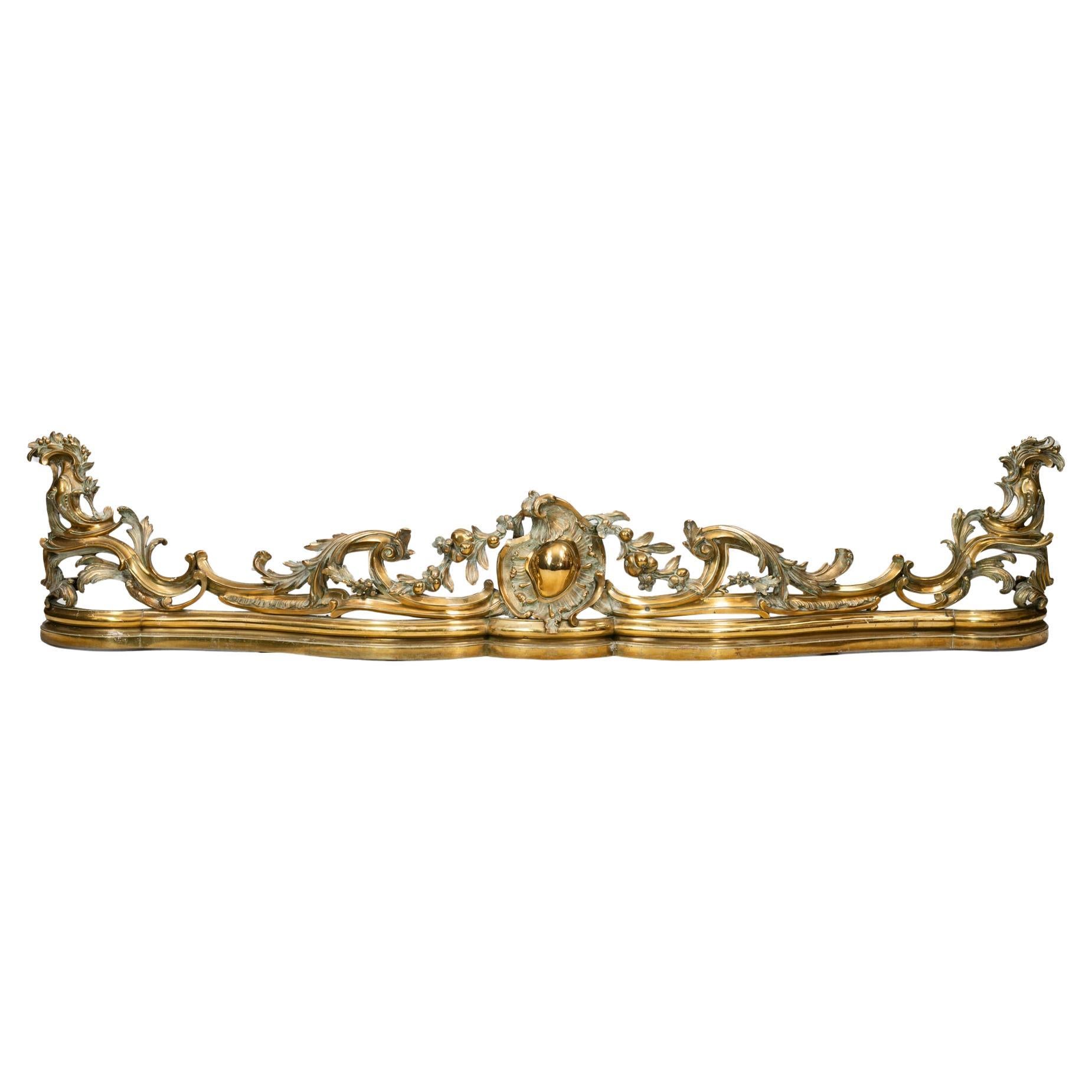 Parafuoco in ottone a forma di serpentina del XIX secolo William IV