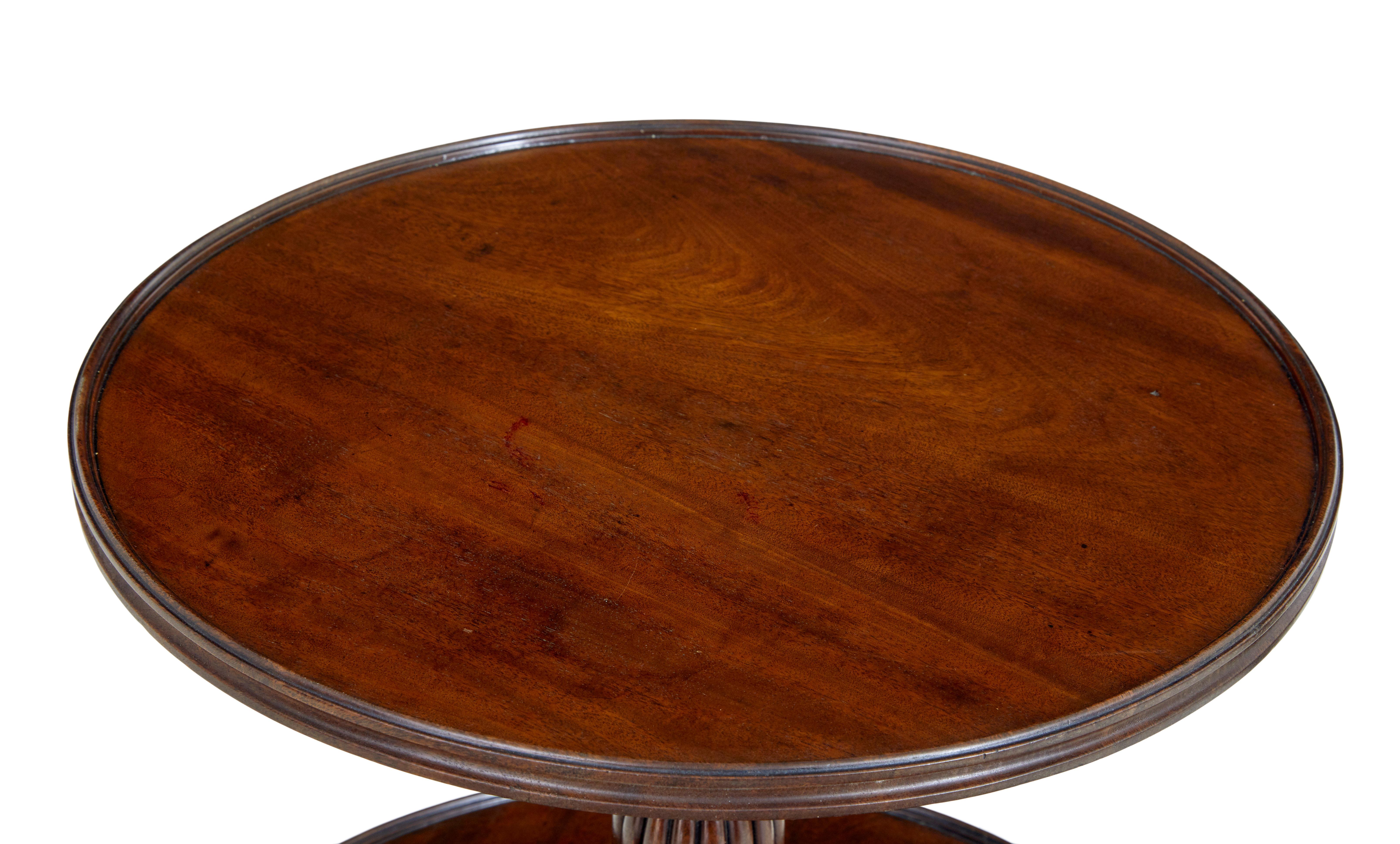 19th century William IV mahogany 2 tier circular serving table In Good Condition For Sale In Debenham, Suffolk