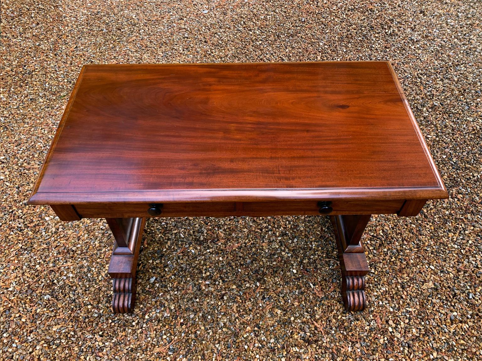 19th Century William IV Mahogany Library Table For Sale 3