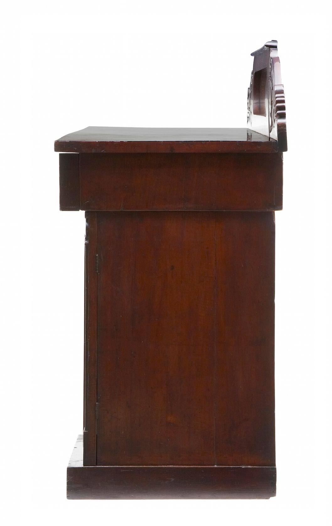 English 19th Century William IV Mahogany Pedestal Sideboard