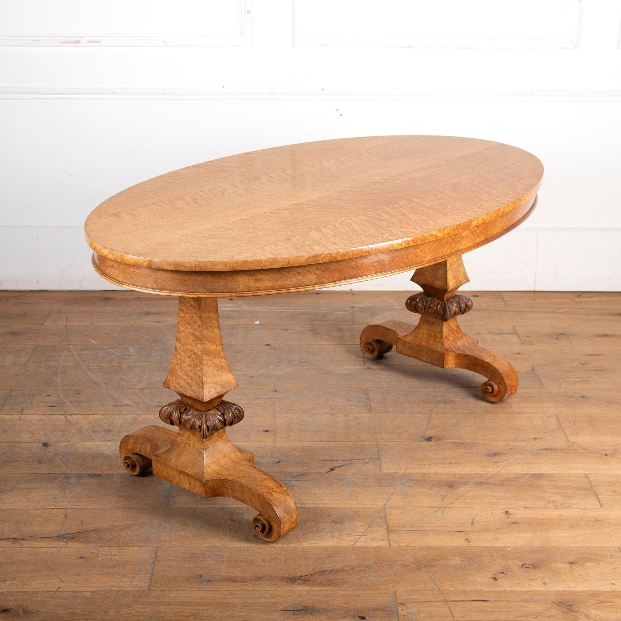 19th Century William IV Maple Centre Table For Sale 2