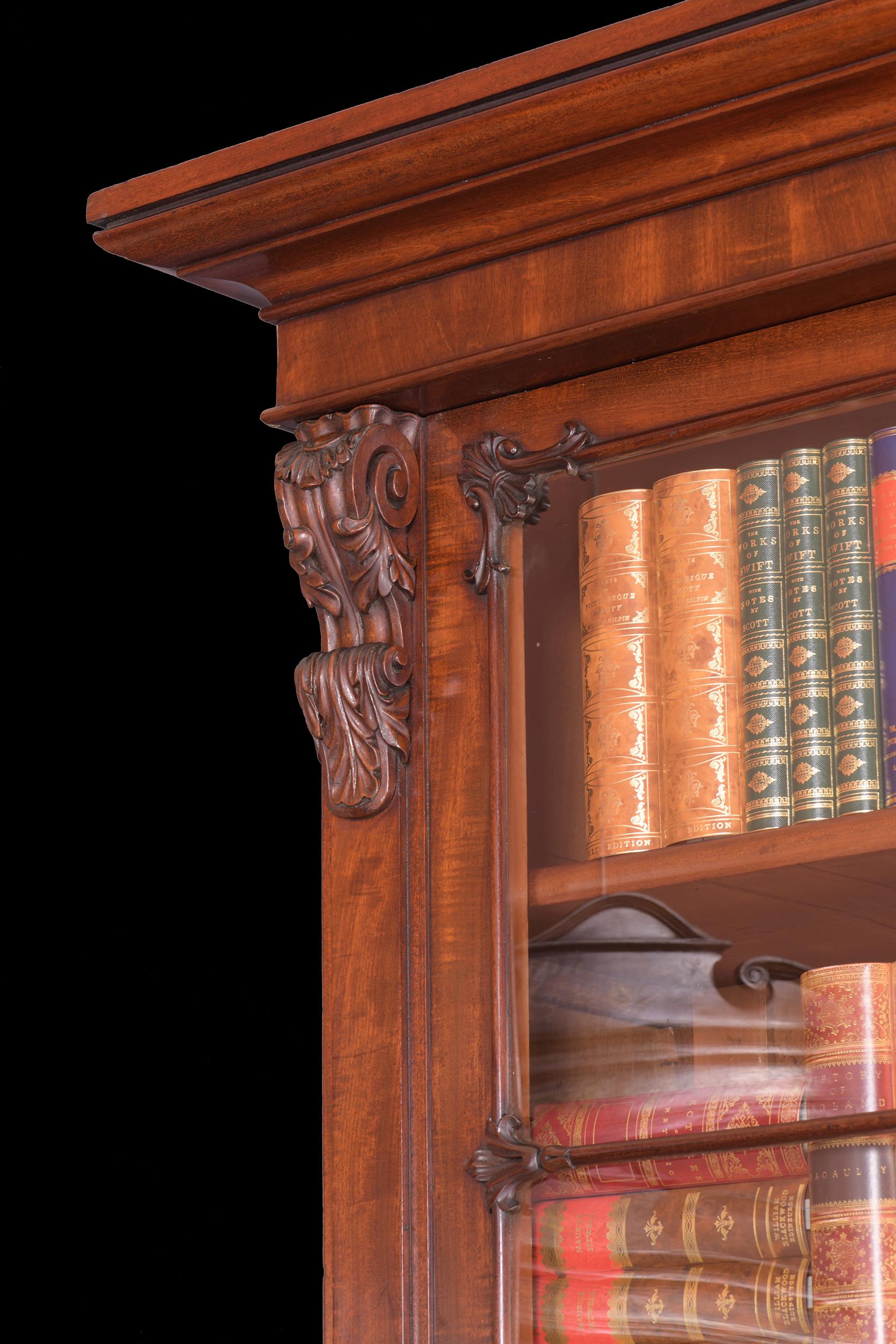 19th Century William IV Period Irish Cylinder Secretaire Bookcase For Sale 3