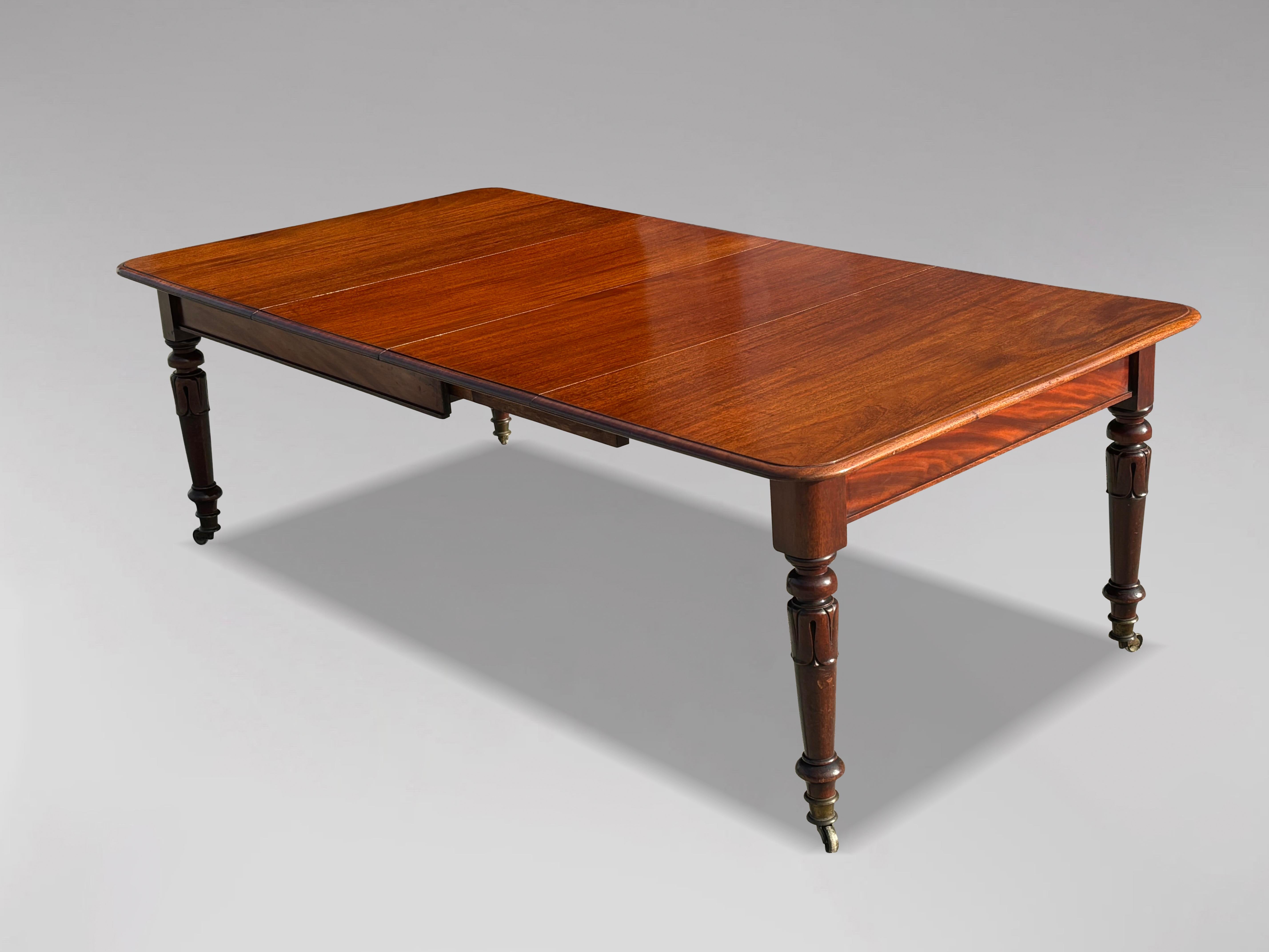 Mesa de comedor extensible de caoba del siglo XIX, época de Guillermo IV en venta 5