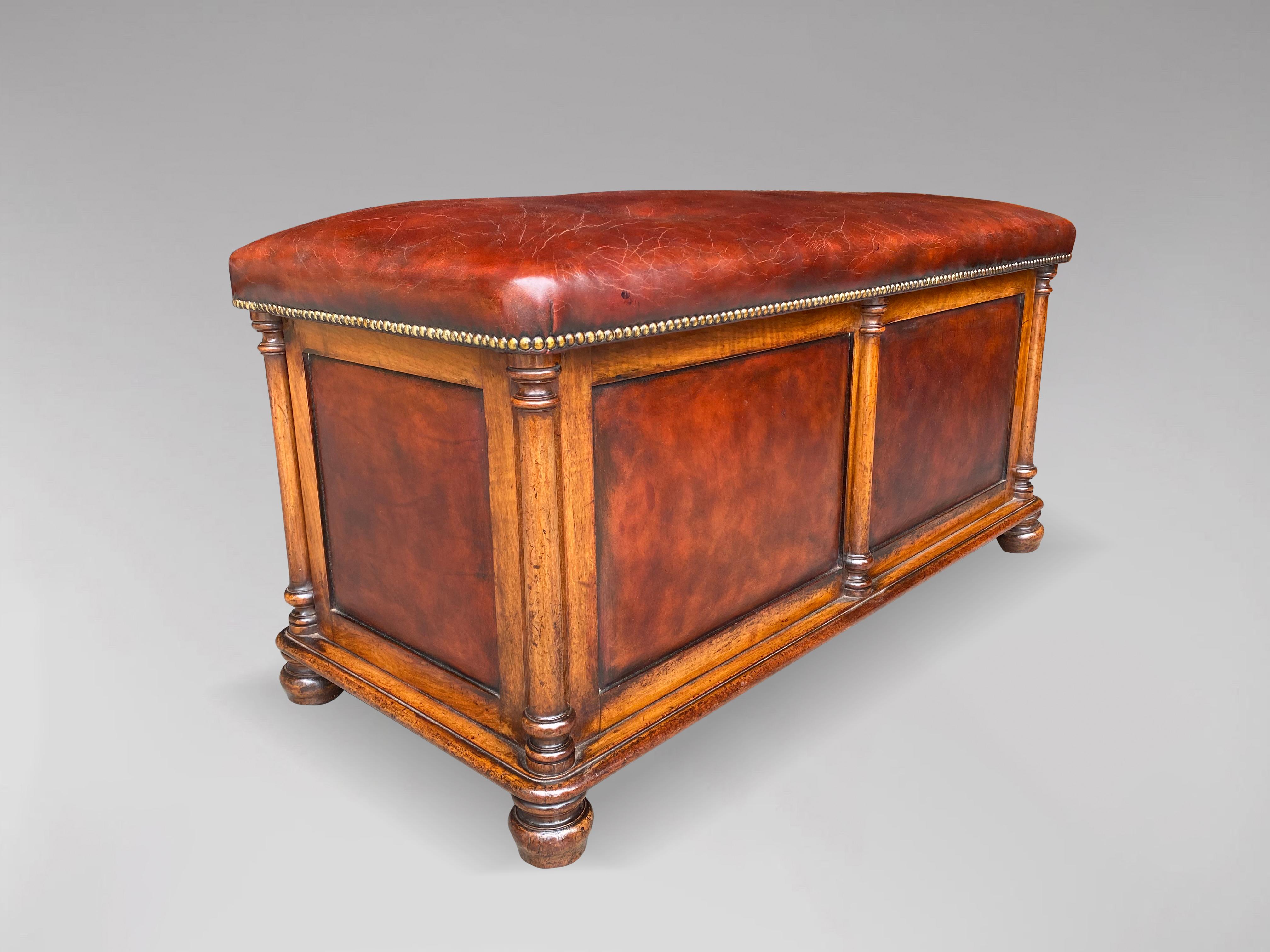 British 19th Century, William IV Period Walnut and Leather Ottoman For Sale